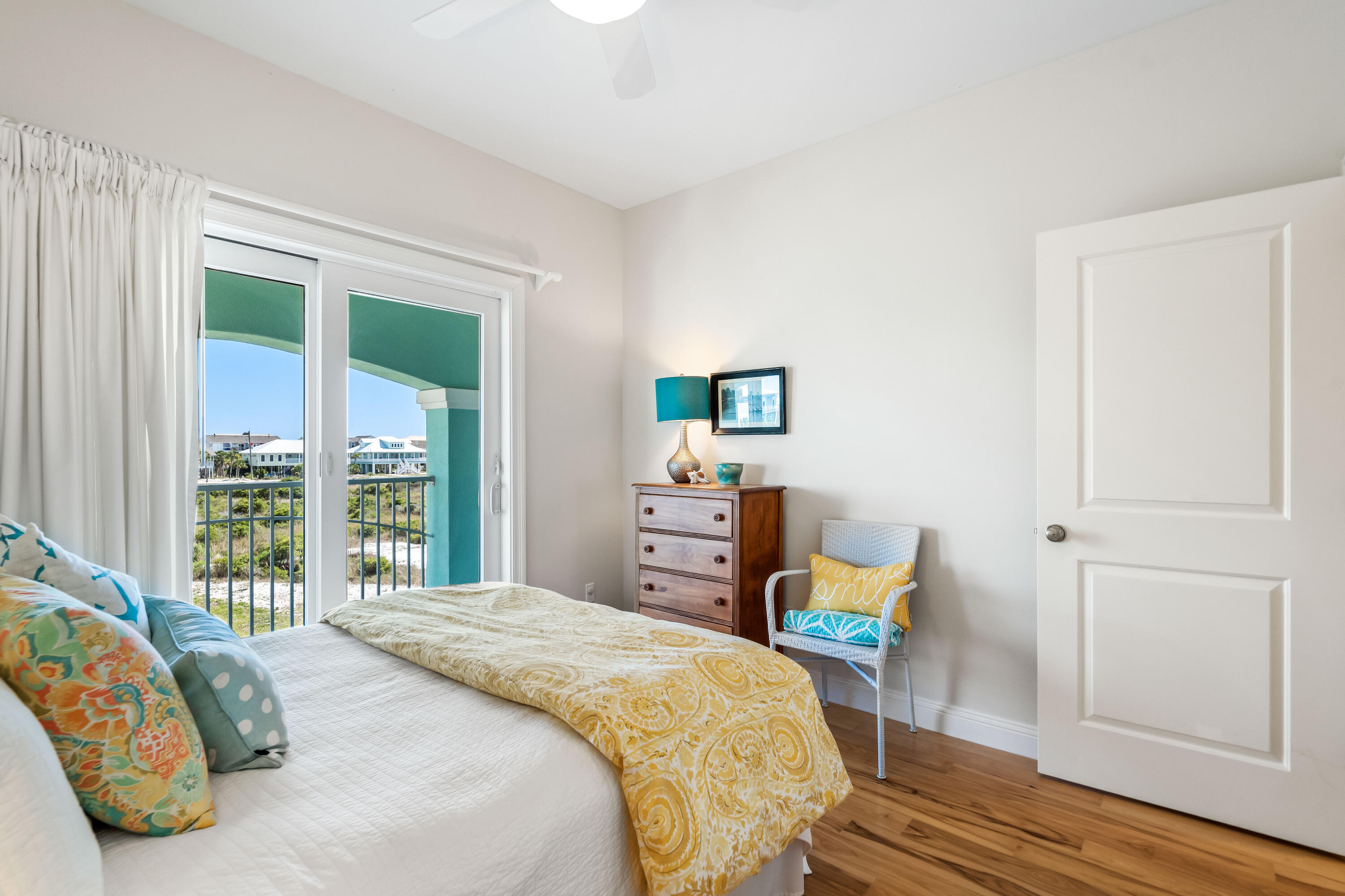 CARIBBEAN ISLES - Residential