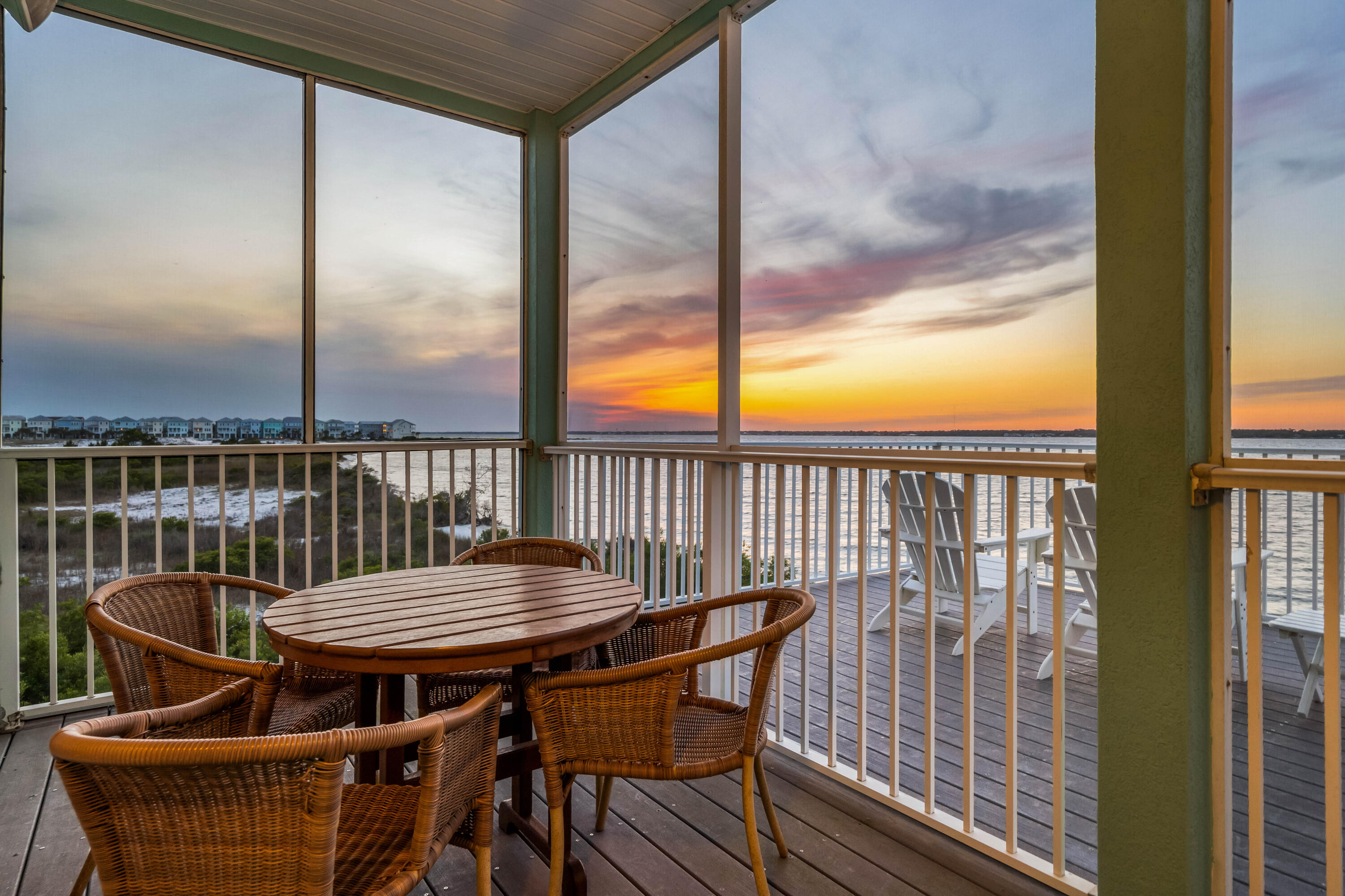CARIBBEAN ISLES - Residential