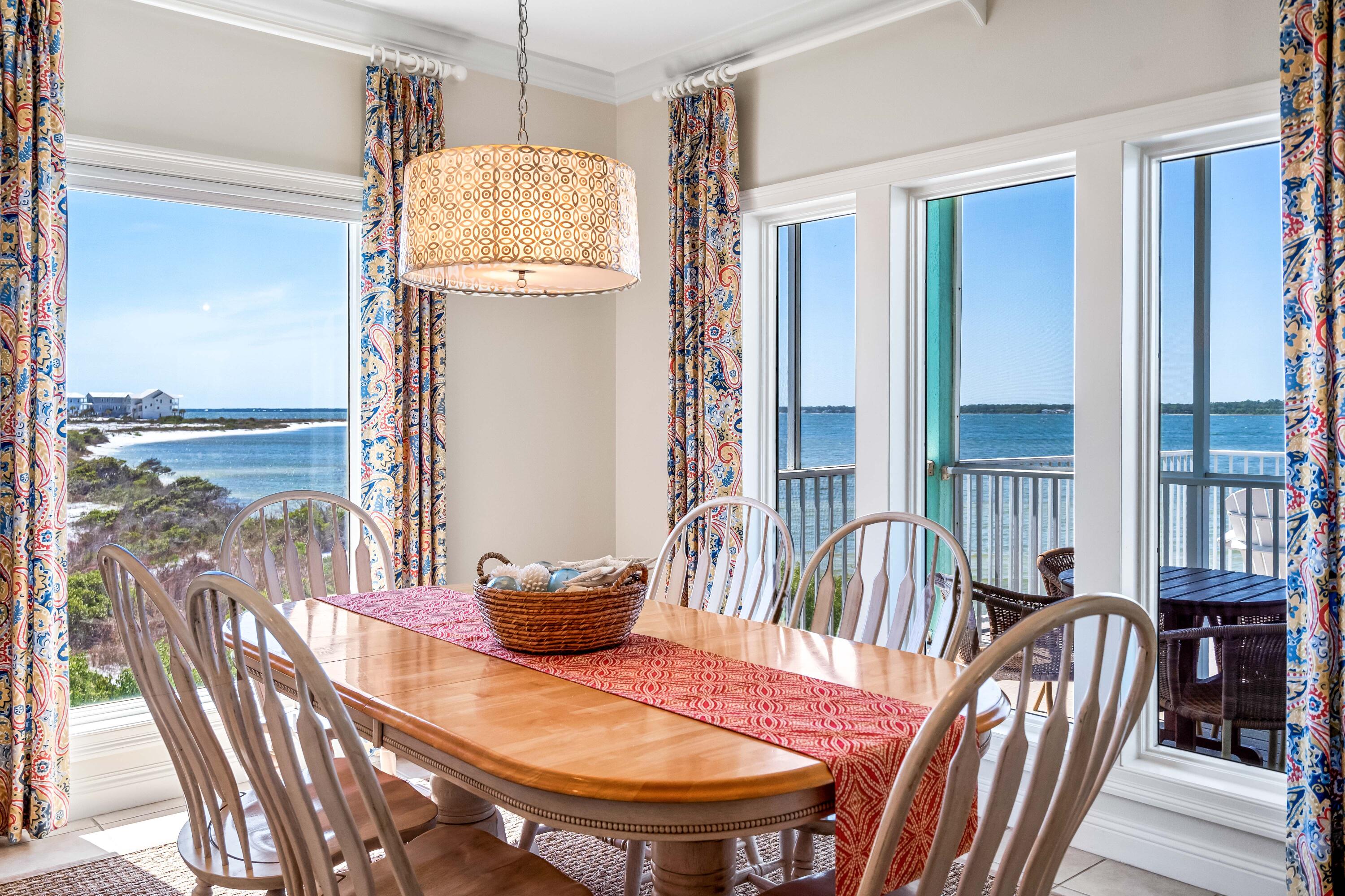 CARIBBEAN ISLES - Residential