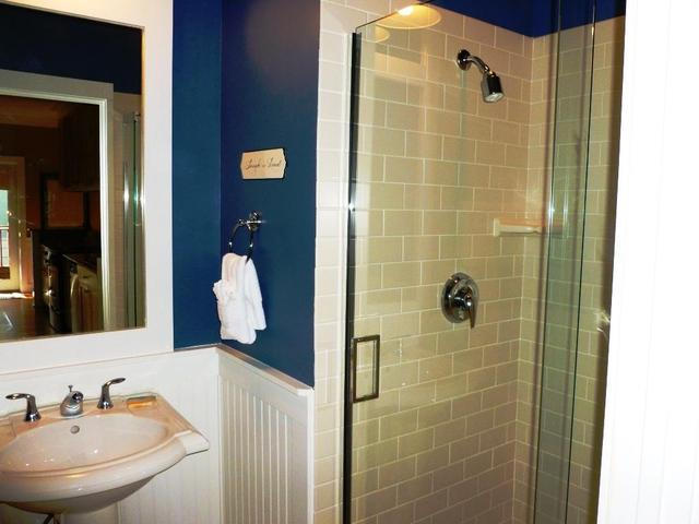 MAGNOLIA COTTAGES - Residential