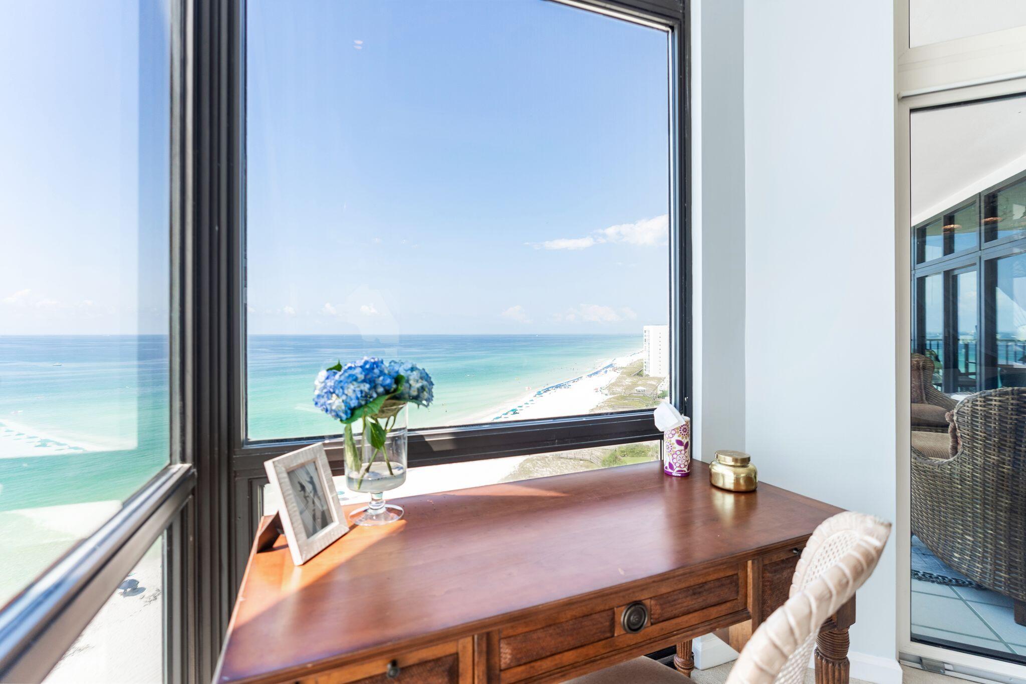 REGENCY TOWERS - Residential