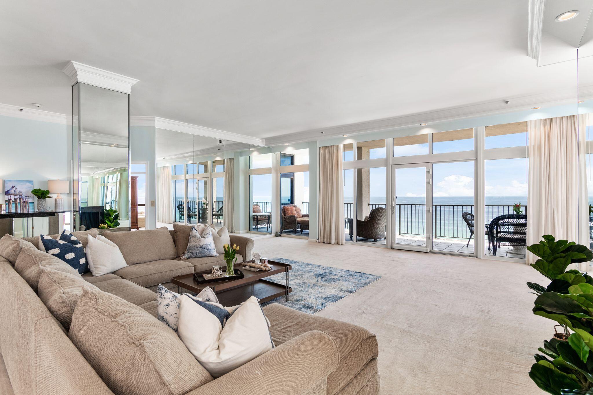 REGENCY TOWERS - Residential
