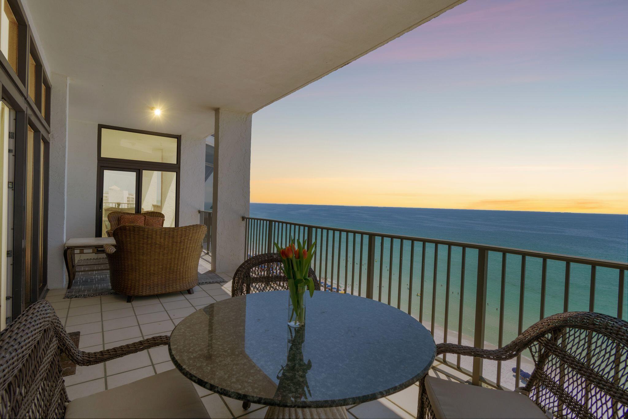 REGENCY TOWERS - Residential
