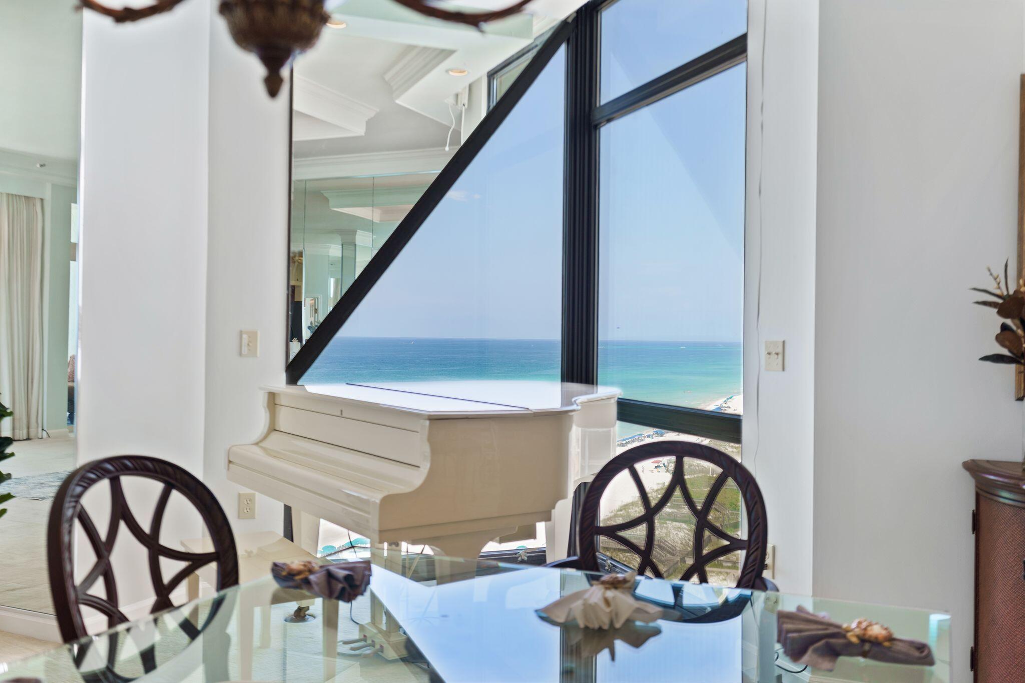 REGENCY TOWERS - Residential