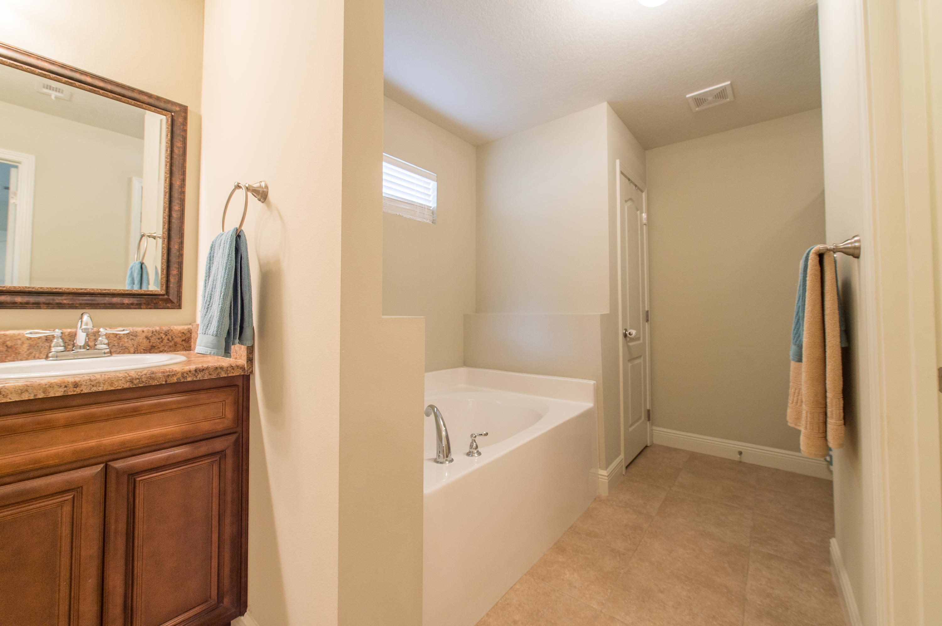 TRAILWOOD ESTATES - Residential