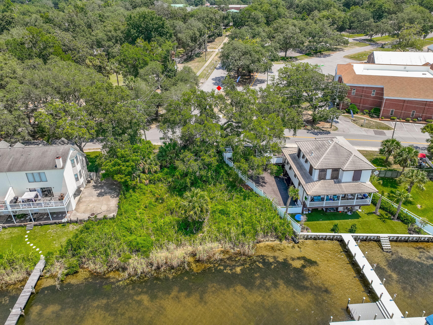 METES & BOUNDS - Land