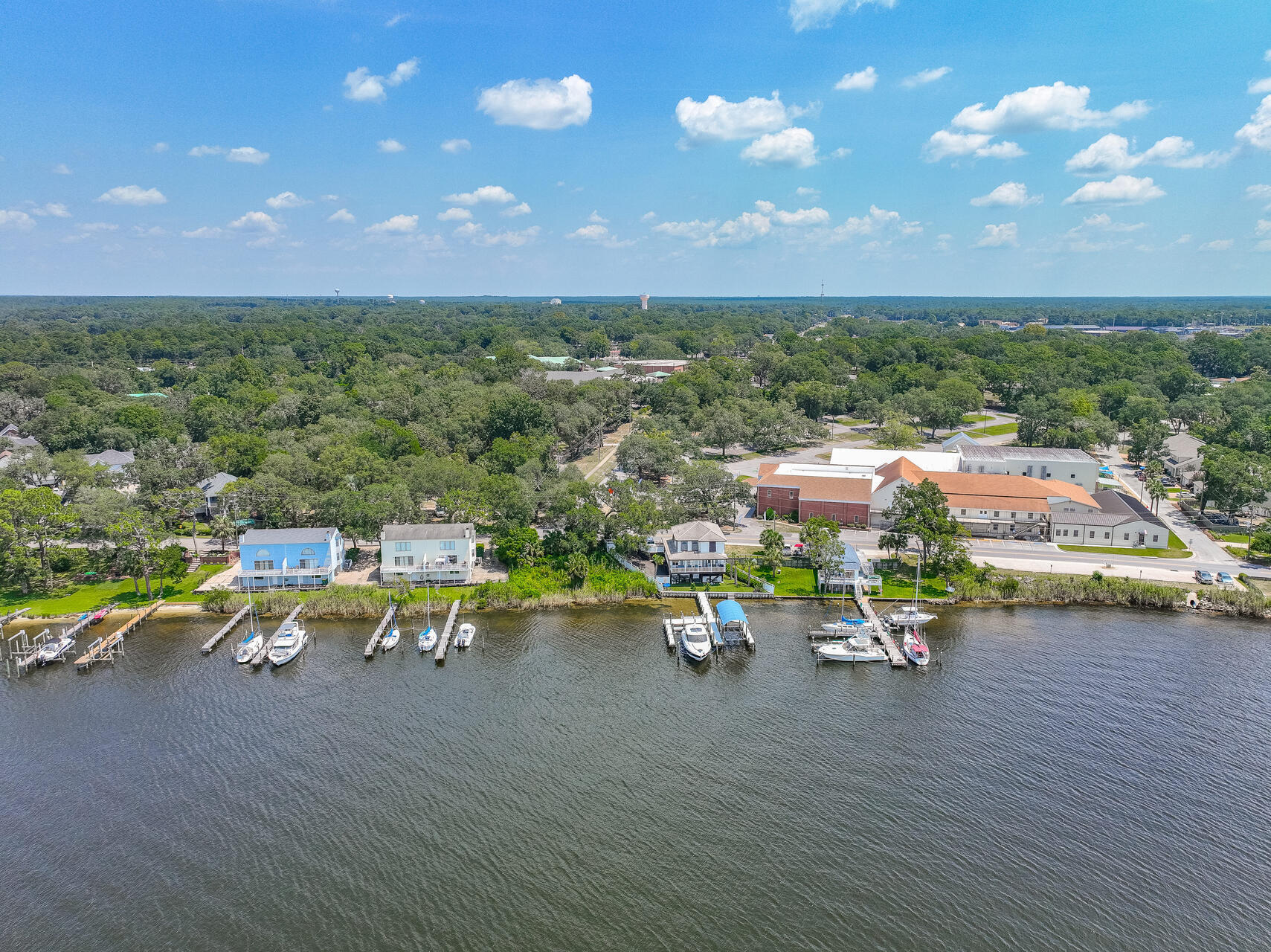 METES & BOUNDS - Land