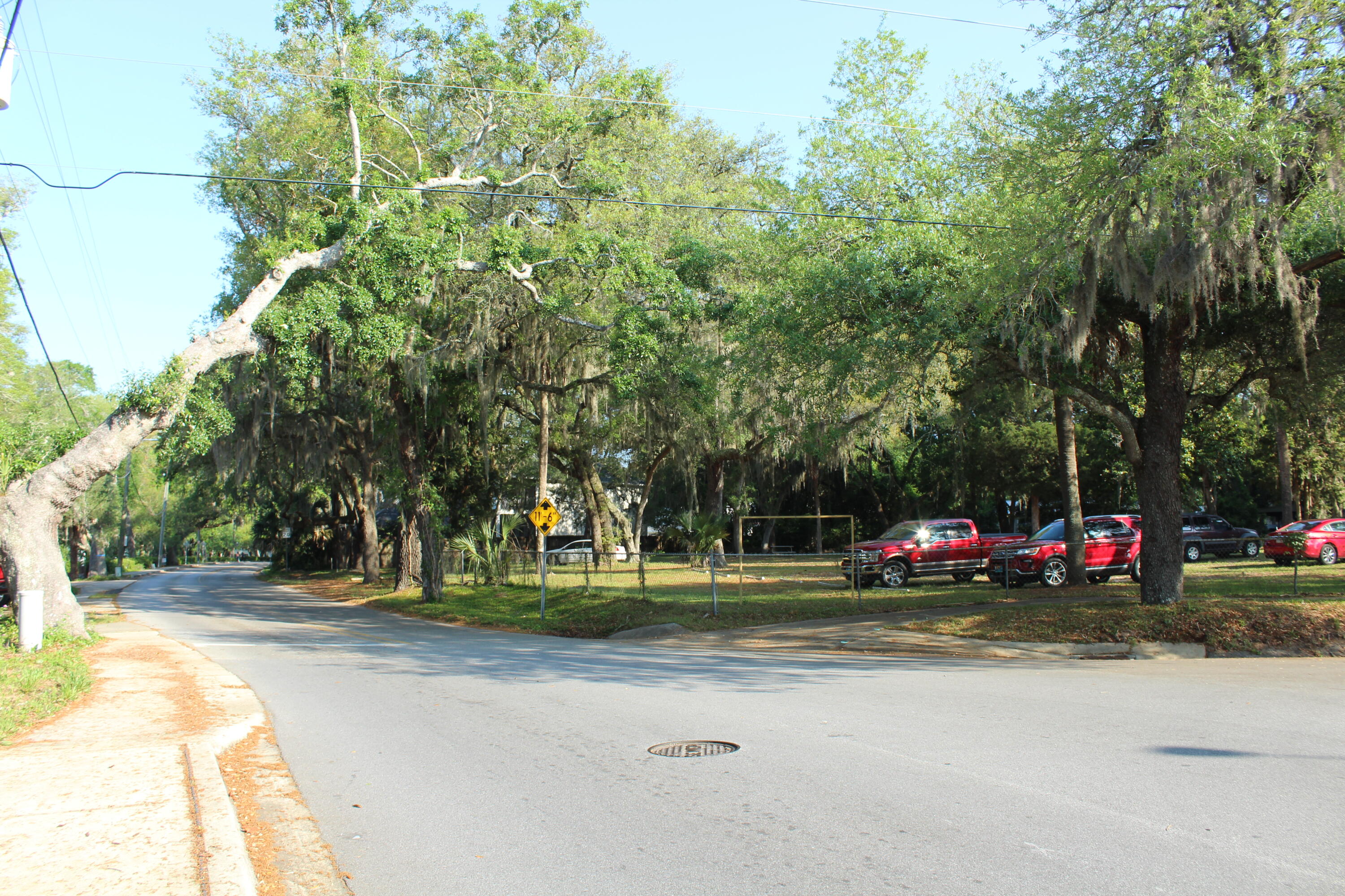 METES & BOUNDS - Land