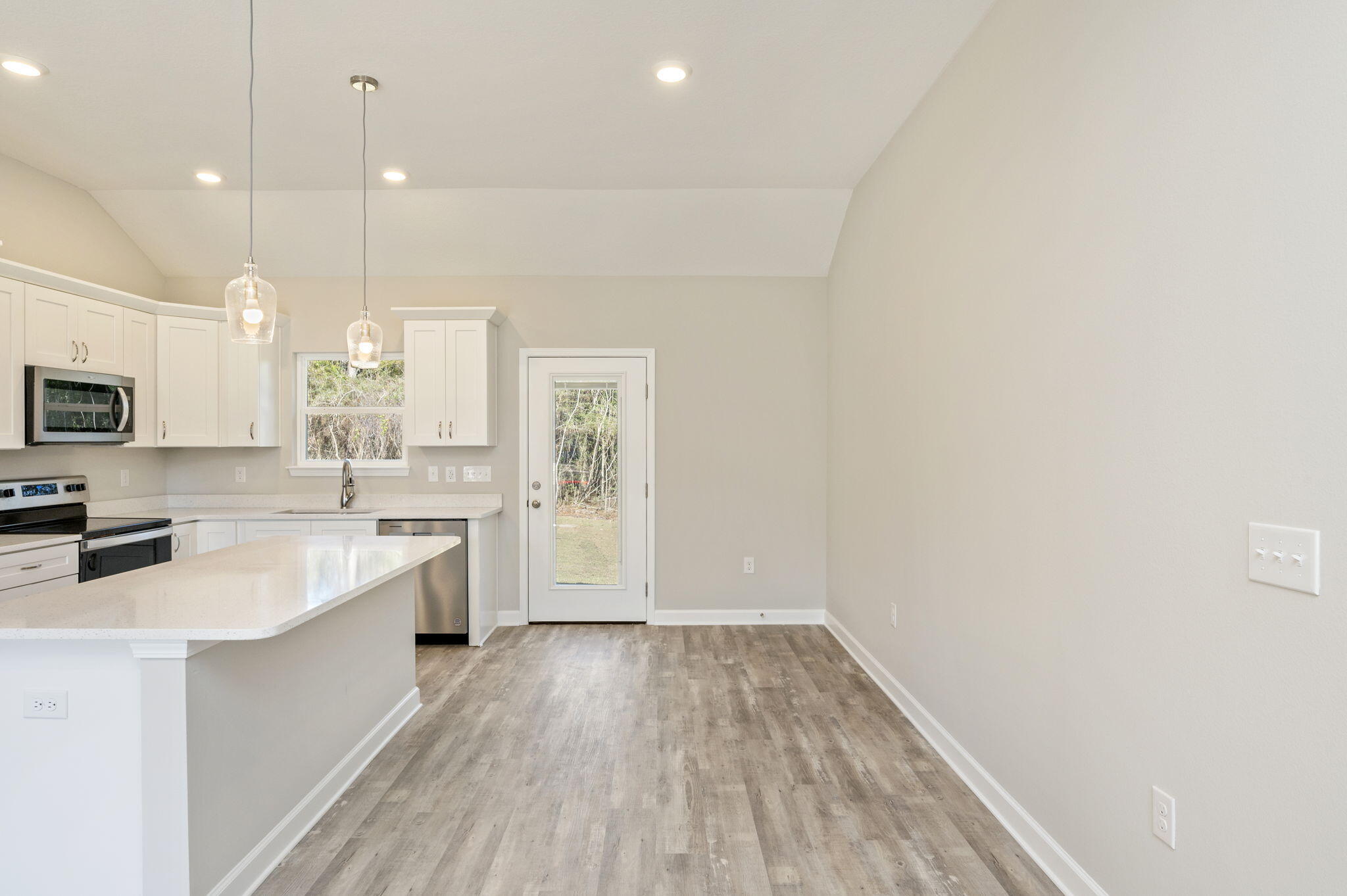 GARDEN CITY - Residential