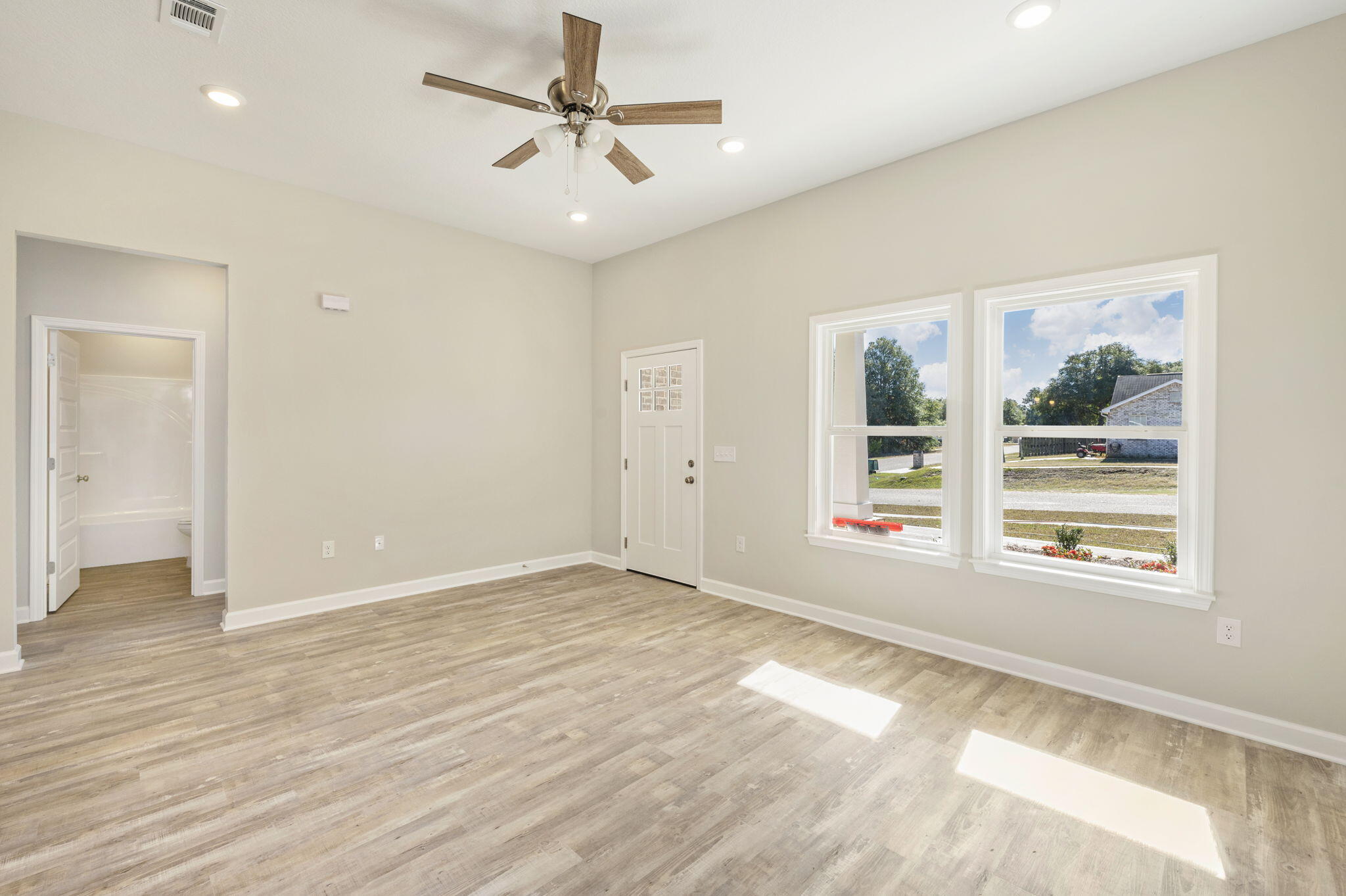 GARDEN CITY - Residential