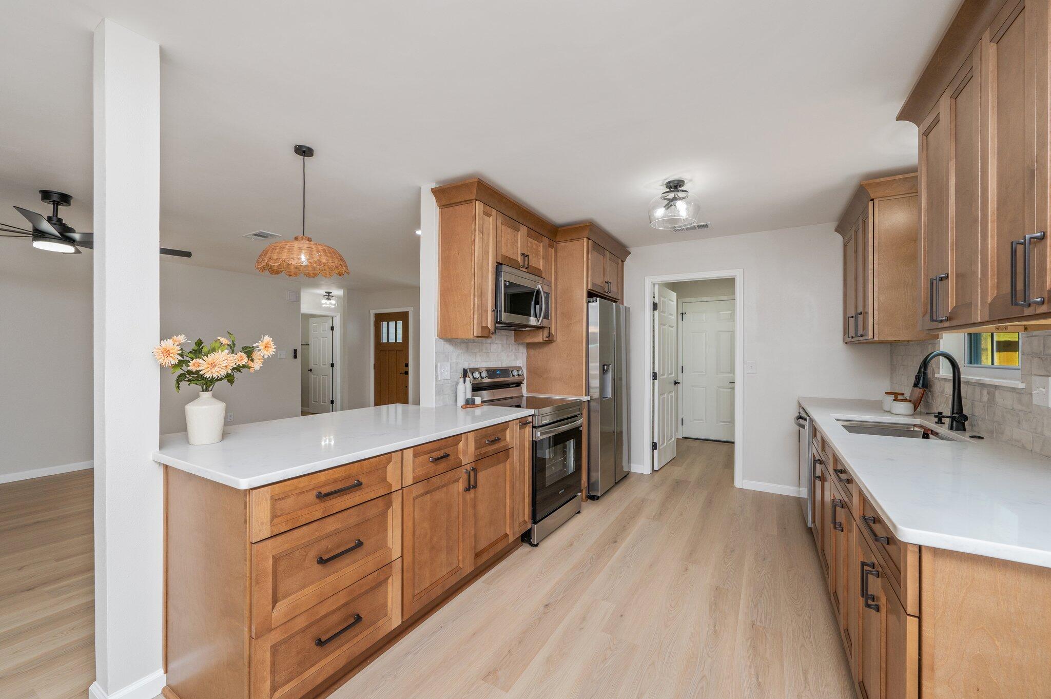 EMERALD ESTATES - Residential