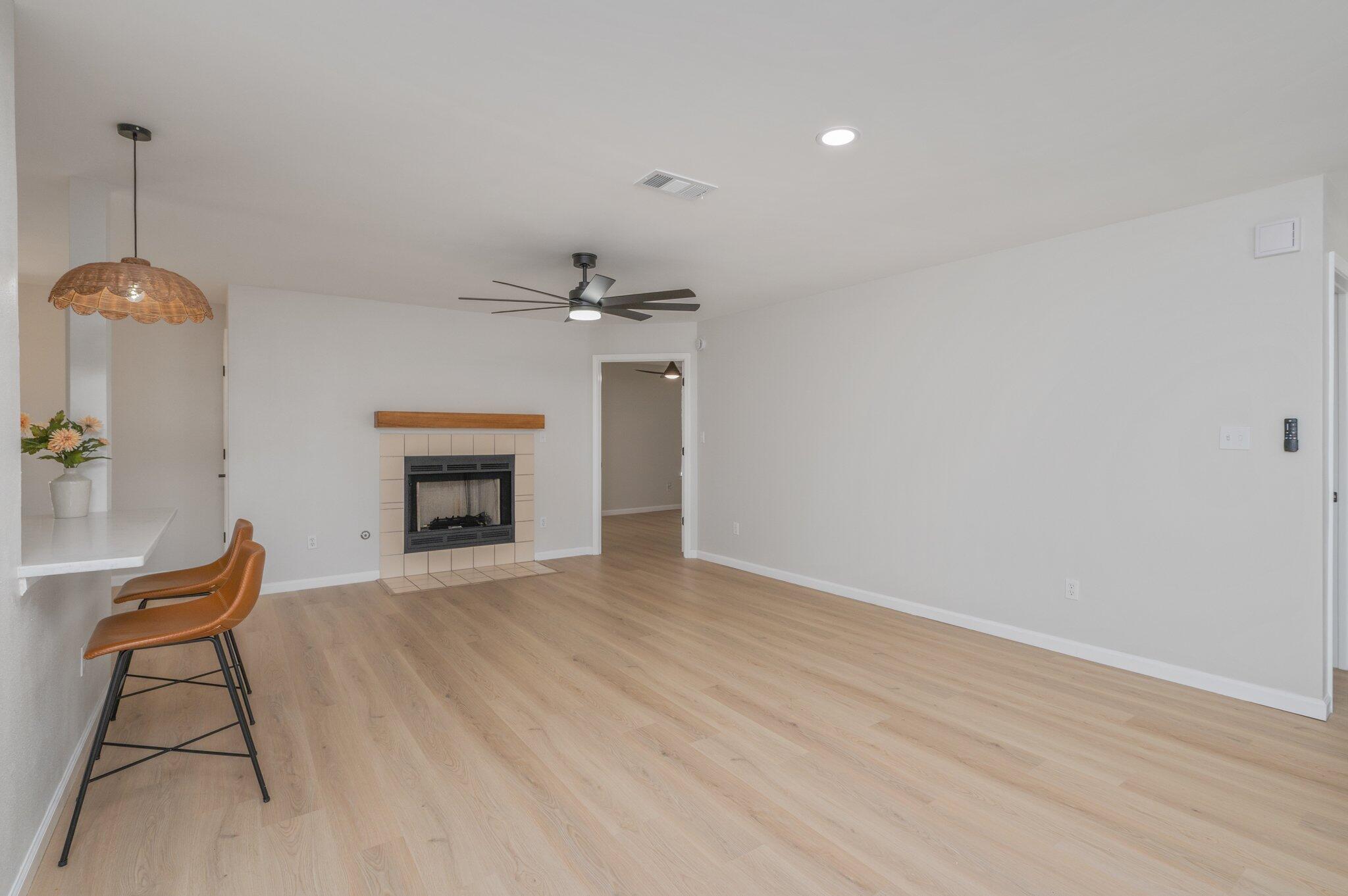EMERALD ESTATES - Residential