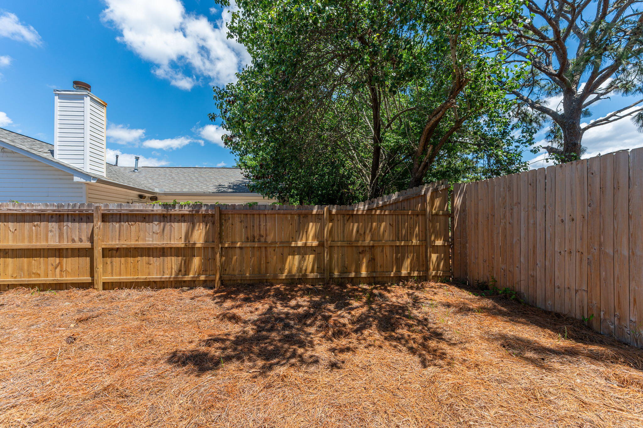 EMERALD ESTATES - Residential