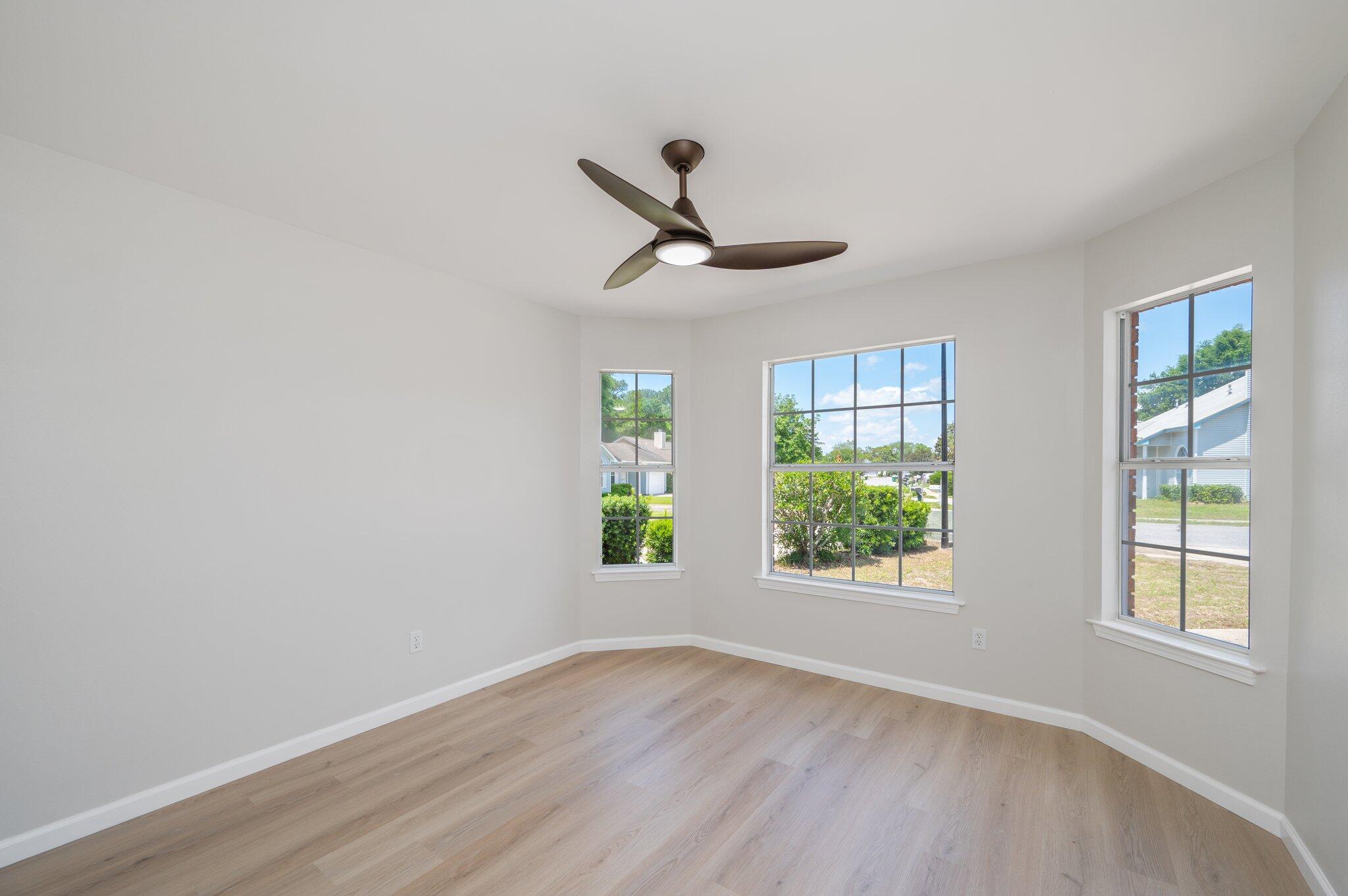 EMERALD ESTATES - Residential