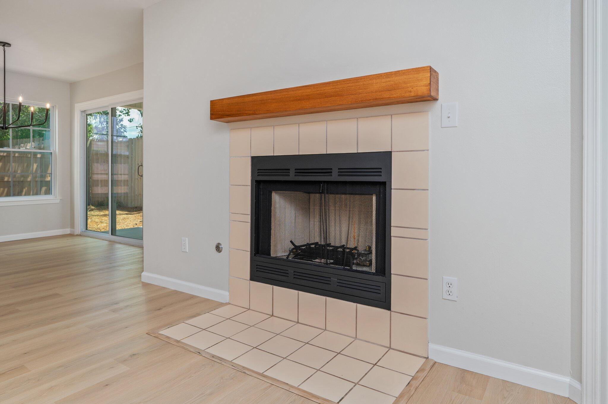 EMERALD ESTATES - Residential