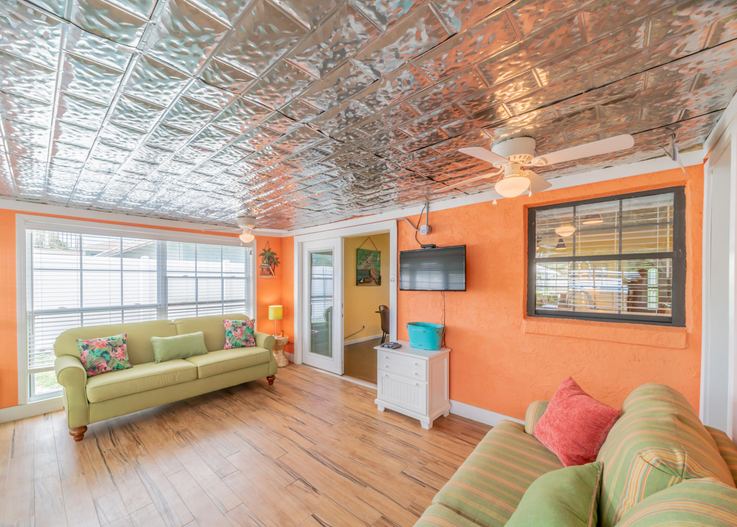 EL CENTRO BEACH - Residential