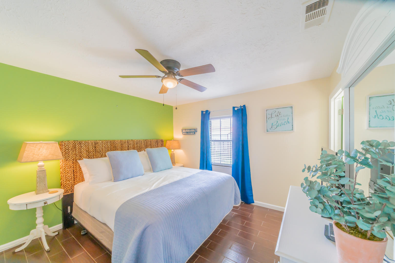 EL CENTRO BEACH - Residential