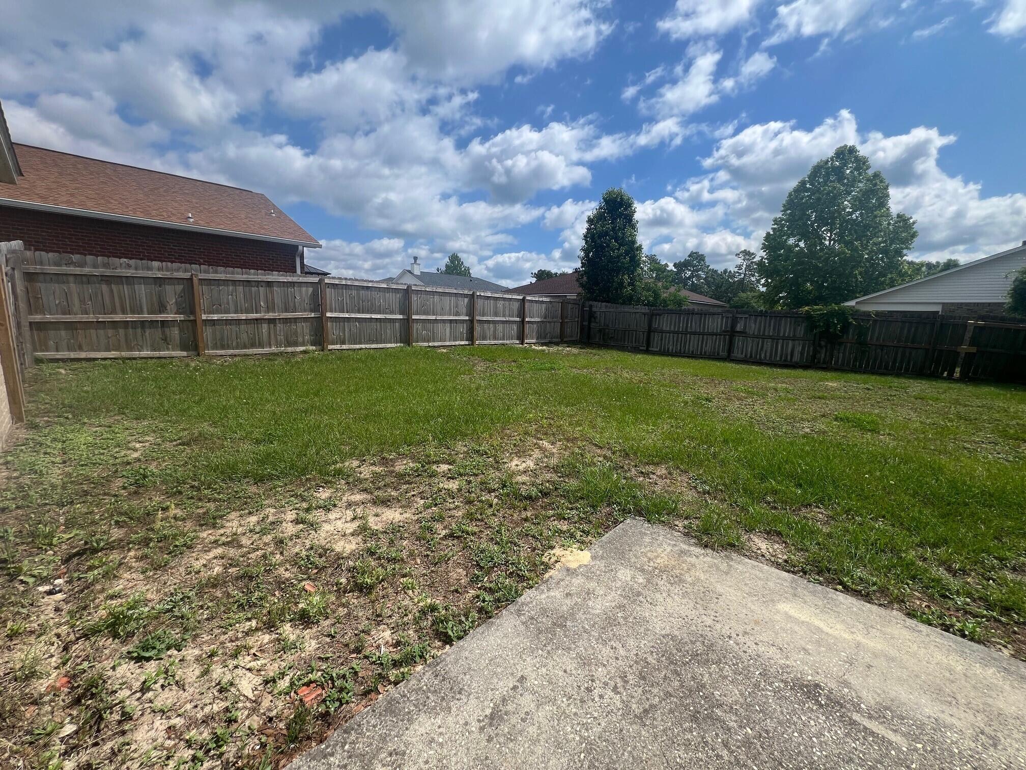 REDSTONE ESTATES - Residential Lease