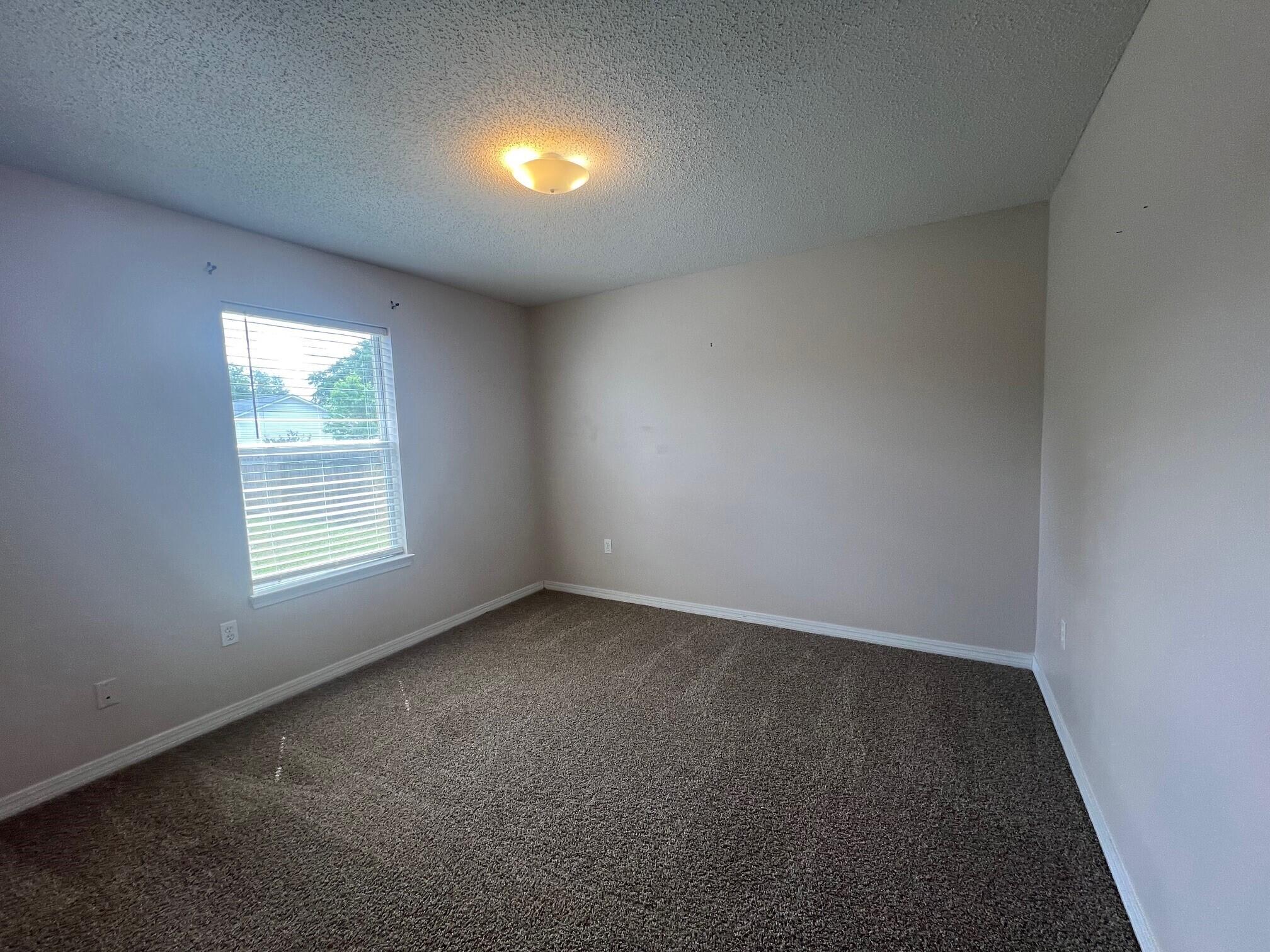 REDSTONE ESTATES - Residential Lease