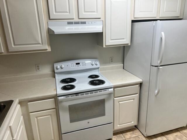 FAIRVIEW HEIGHTS - Residential Lease