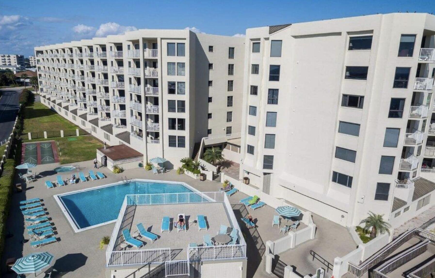 INLET REEF CLUB CONDO - Residential