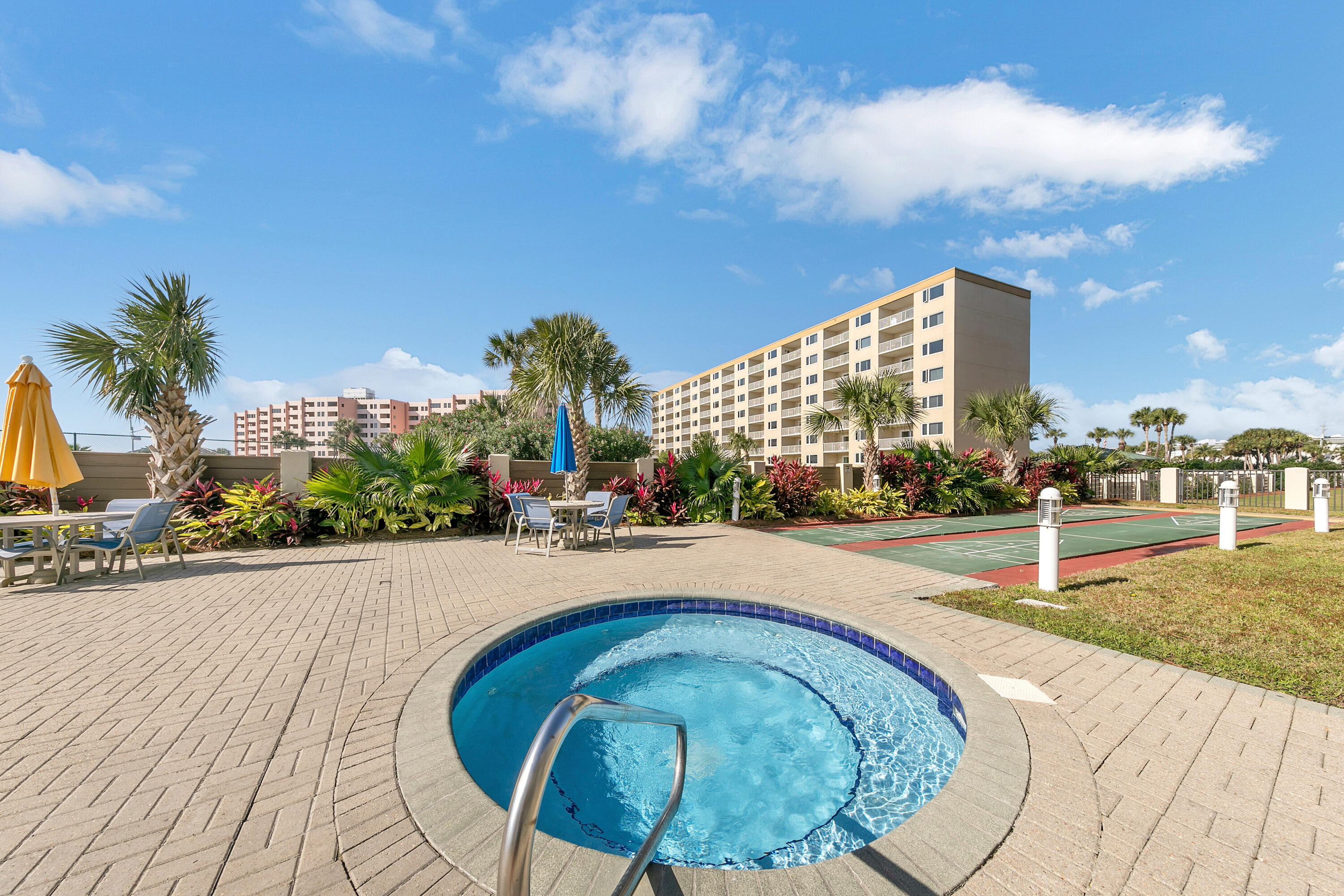 INLET REEF CLUB CONDO - Residential