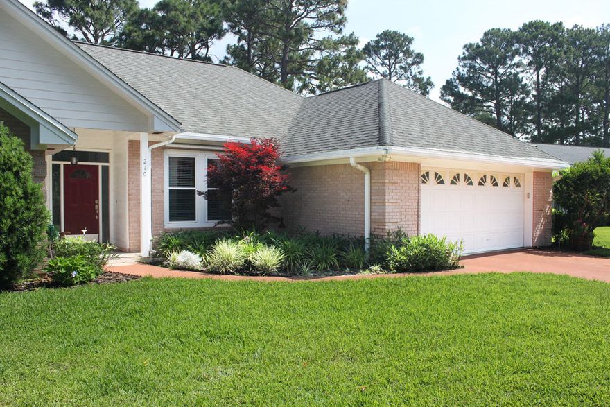 Exquisite Turn-Key property! Beautiful cul-de-sac Golf Course Lot with wood floors-PLUS 4 bedrooms-PLUS sun room- PLUS screened in porch! This home has it all! Privacy. Golf Course Views. Remodeled Kitchen. Gas Stove. Metal Storm Shutters and so much more. The kitchen boast new kitchen cabinets with soft closing doors & drawers, pull our drawers in every cabinet and custom enclosed pantry. Enjoy top of the line veined granite counter tops and decorator style back splash with unique ornament designs. Cooks dream kitchen with gas stove & spice drawer. Mom's dream kitchen with breakfast bar and eat-in area overlooking the manicured back yard. Sip sweet tea on your screened in porch. Wait until you see the generous master bedroom suite including fine details & granite counter tops.