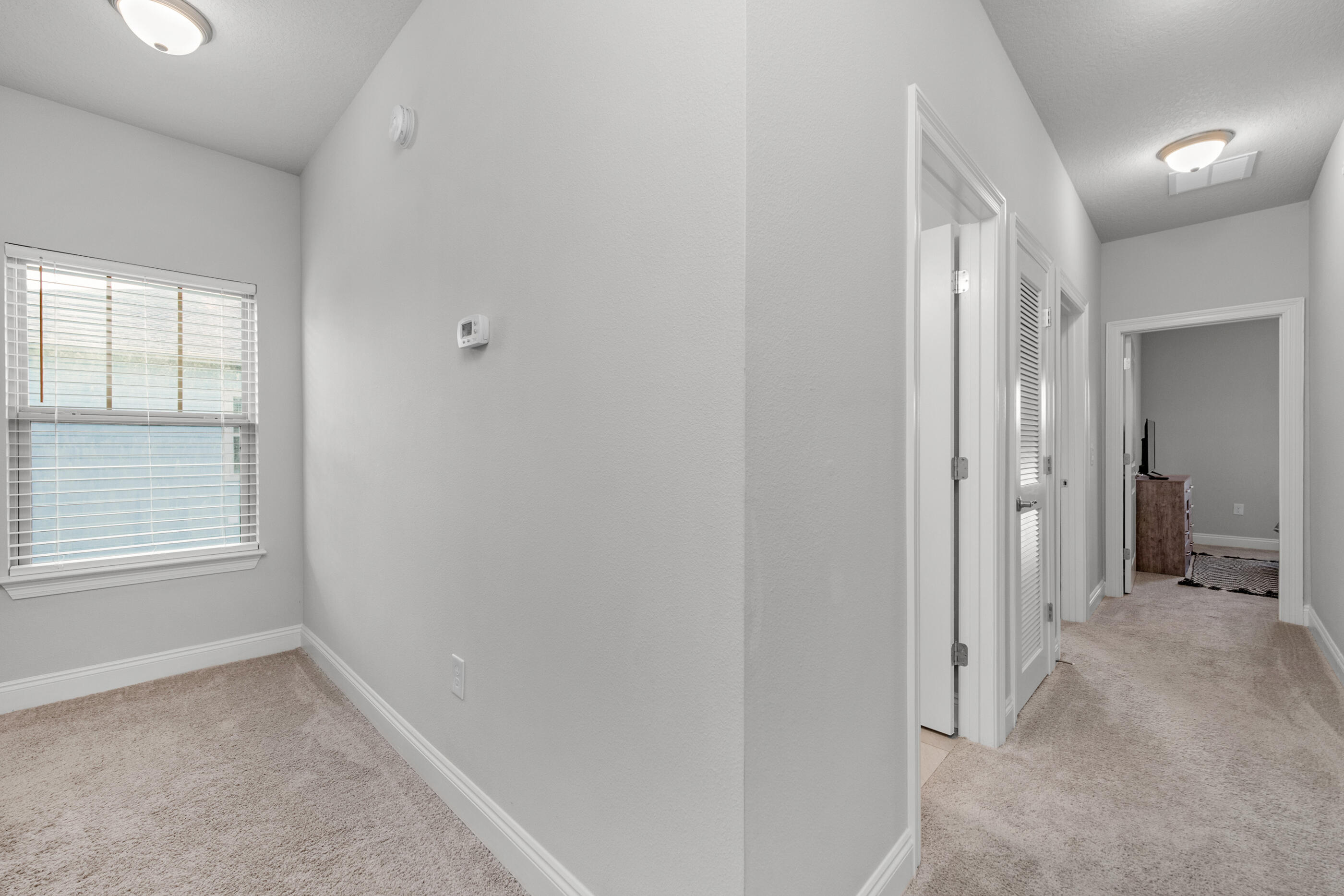 CRESCENT SHORES - Residential