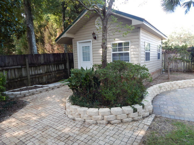 SAVANNAH OAKS - Residential