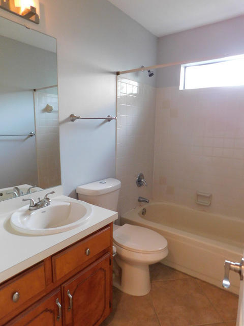 SAVANNAH OAKS - Residential