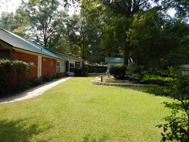 SAVANNAH OAKS - Residential