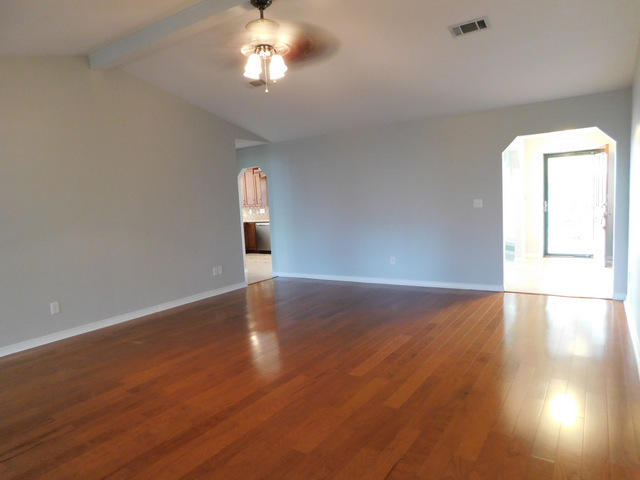 SAVANNAH OAKS - Residential