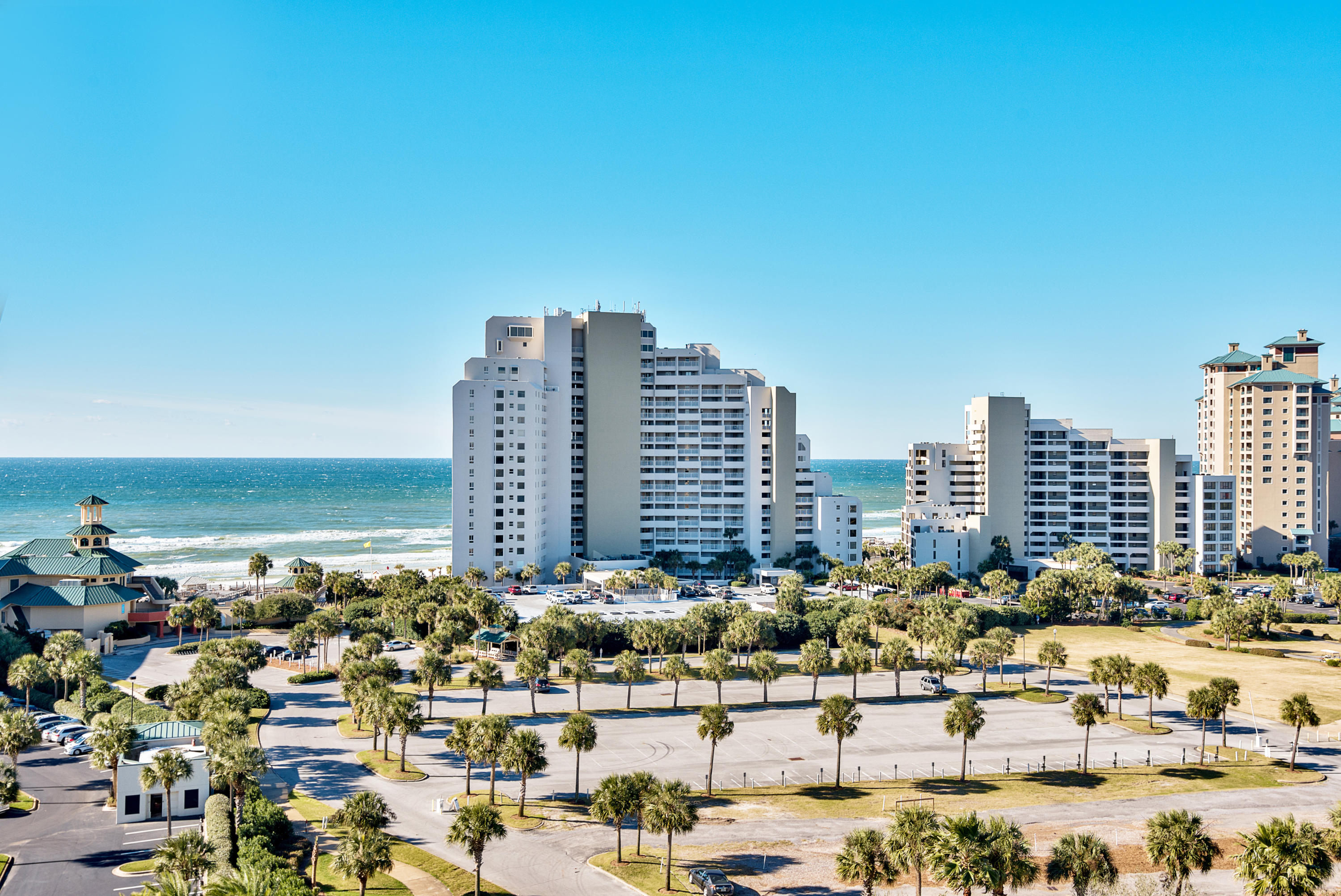 8th floor west-facing - Prime Location in Luau II! Relax and enjoy the breathtaking views of the lagoon pool, golf course, lake and gulf from the large private balcony. Nice open layout of the living/dining area includes a full-sized sleeper sofa to accommodate extra guests. The master bedroom is complete with a king size bed and en suite bath. Luau offers an inviting heated lagoon pool with waterfalls, adult hot tub area, children's pool, tiki hut and a fitness center as well. There is also a rooftop observation deck, covered parking, and owner storage areas. Beach access is just across the street. As an added bonus and to introduce the new owners to the Sandestin lifestyle, the listing brokerage and seller(s) are offering an incentive package to the buyer(s) of this property...