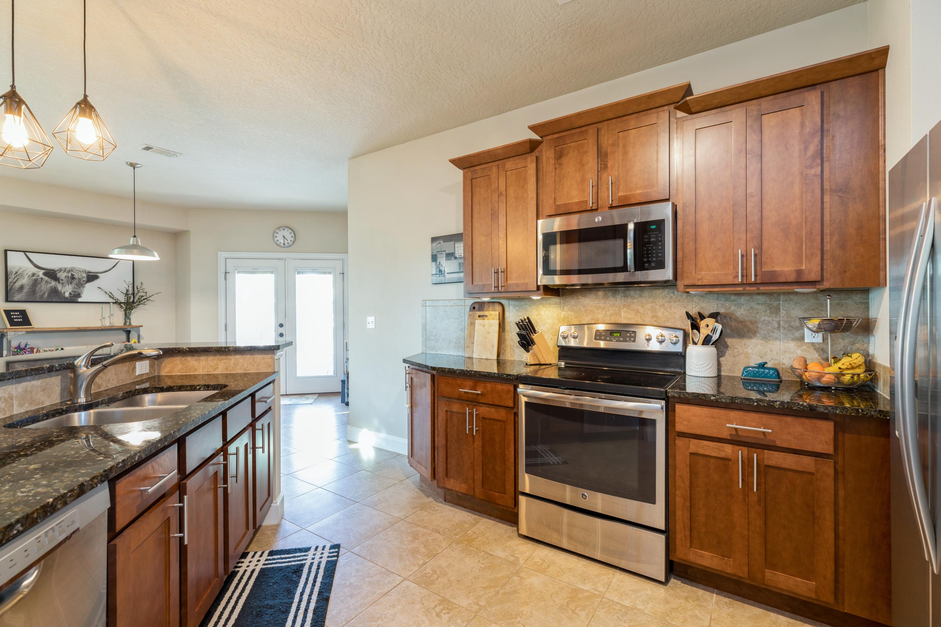 KAITLYNS PRESERVE - Residential