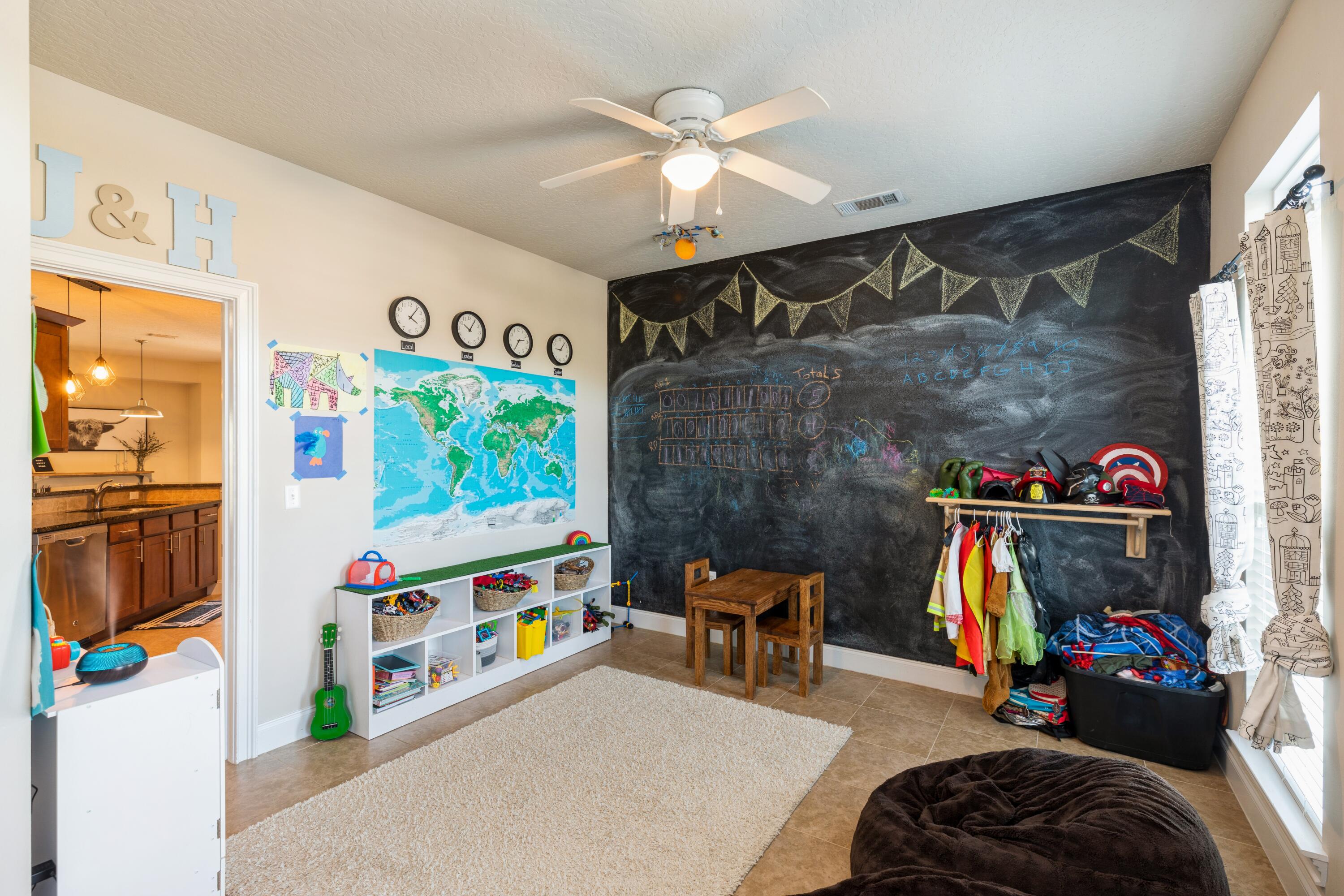 KAITLYNS PRESERVE - Residential