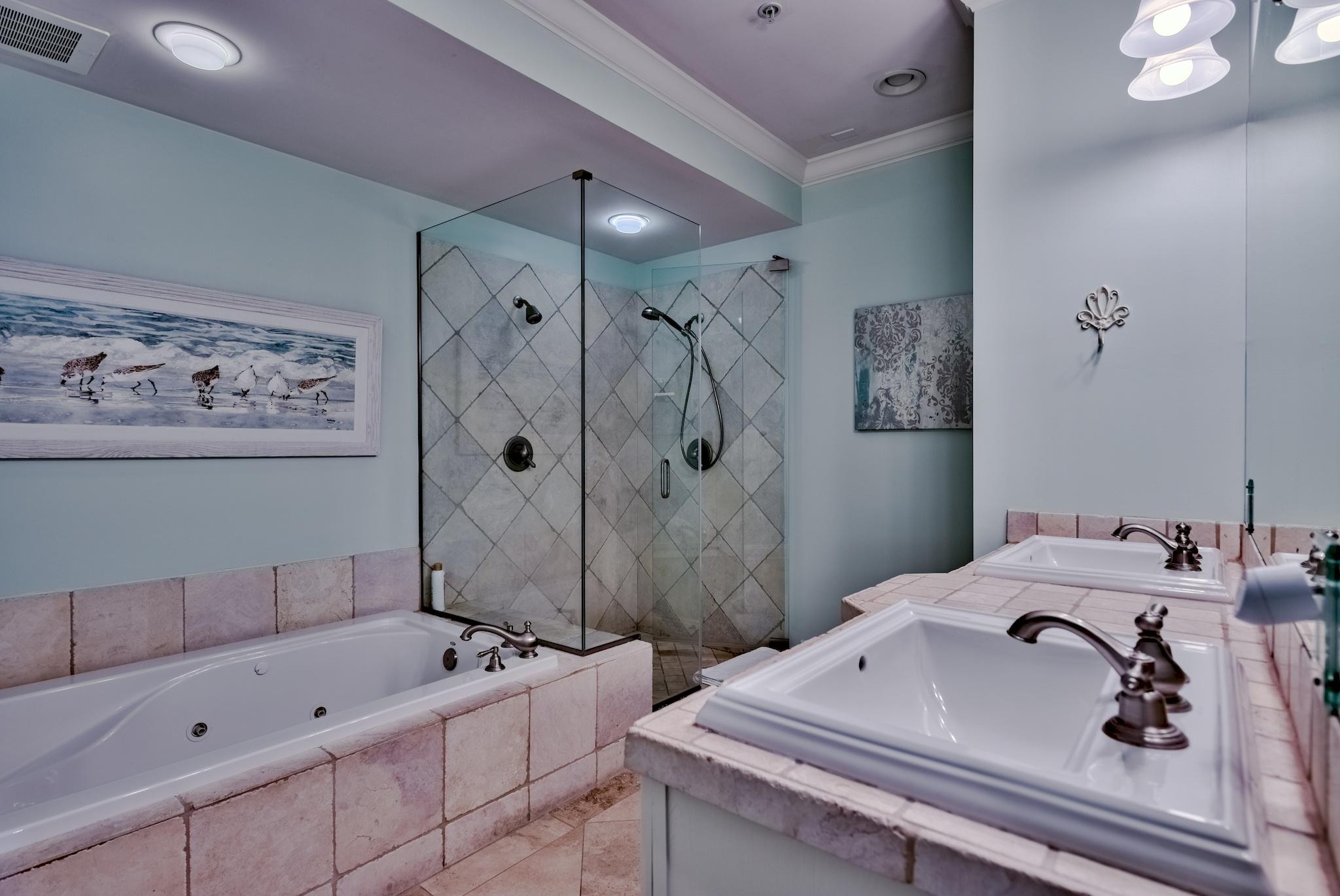 ADAGIO - Residential
