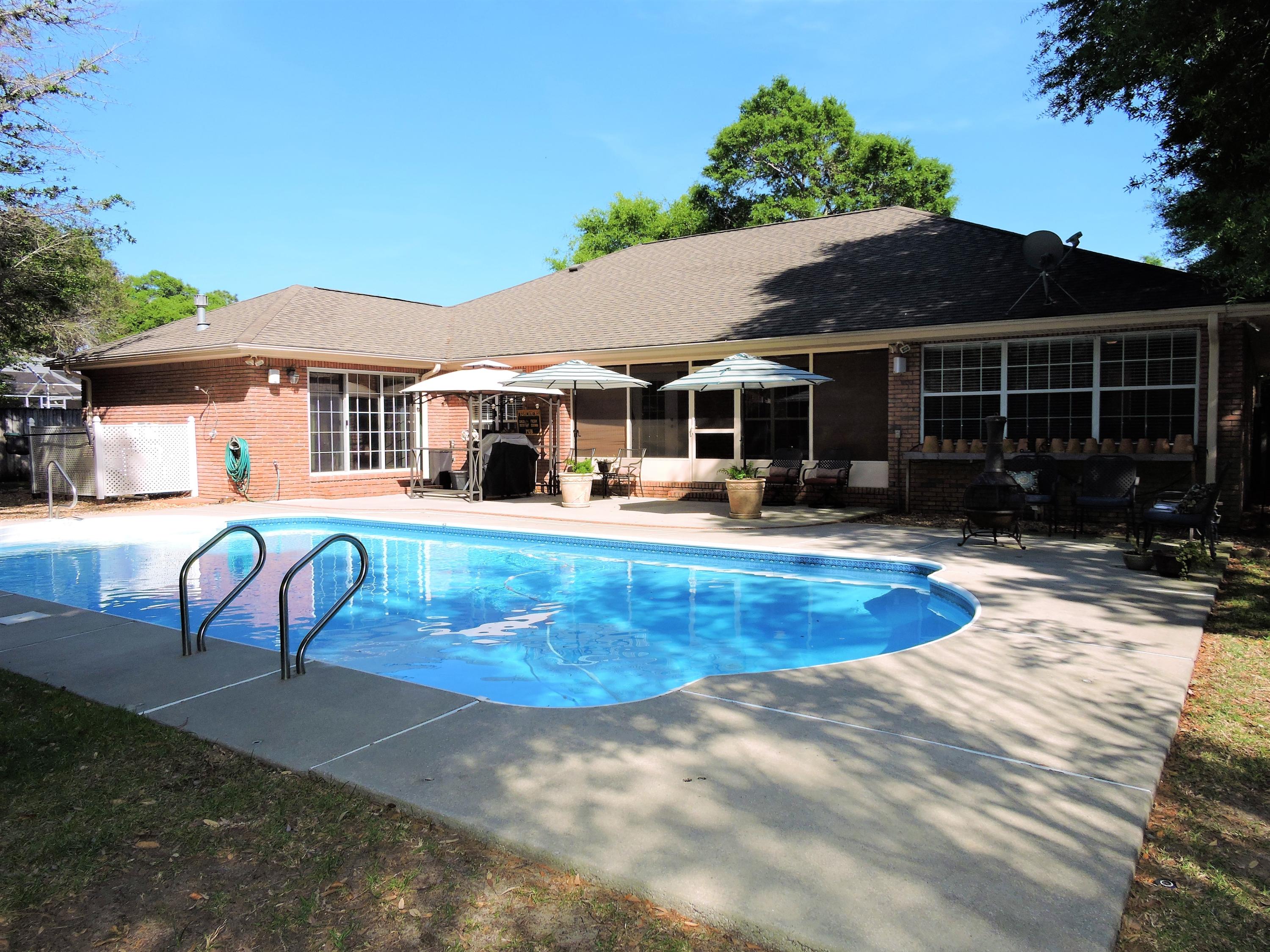 ROCKY BAYOU ESTATES 15 - Residential