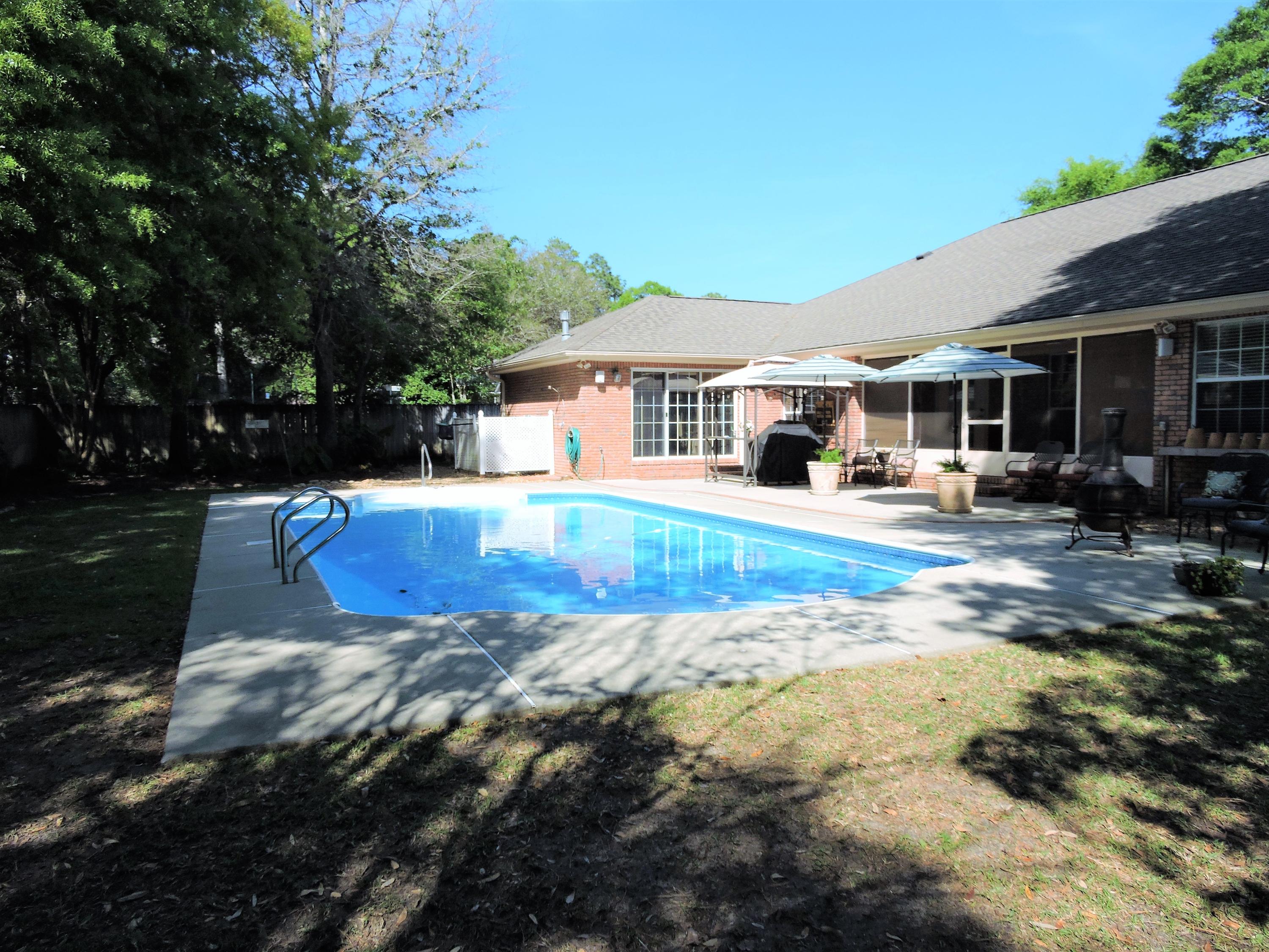 ROCKY BAYOU ESTATES 15 - Residential