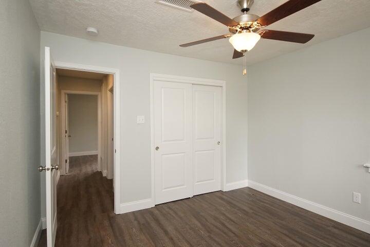 ROSEMONT S/D LOT 6 BLK F - Residential Lease