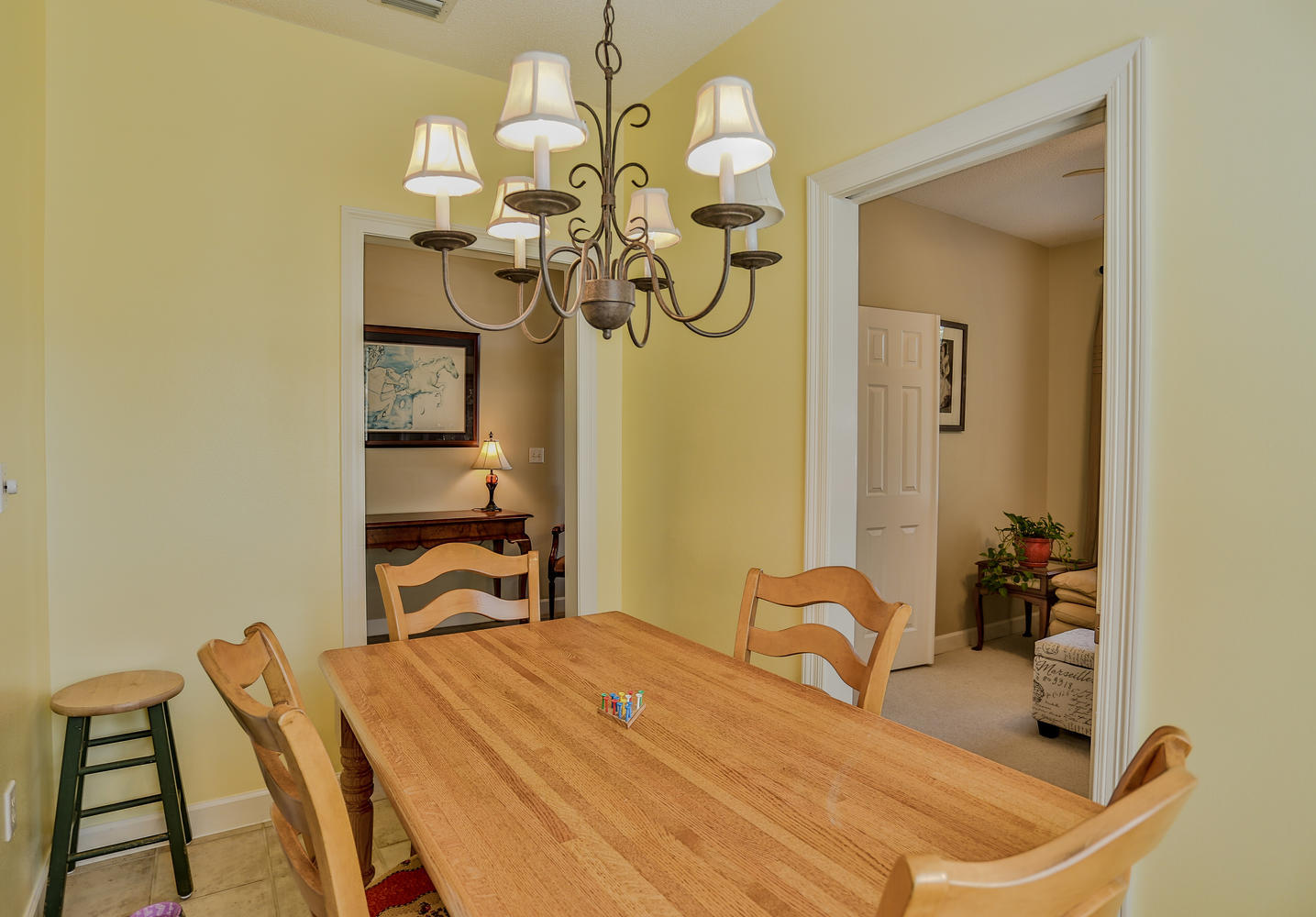 ESCADA - Residential