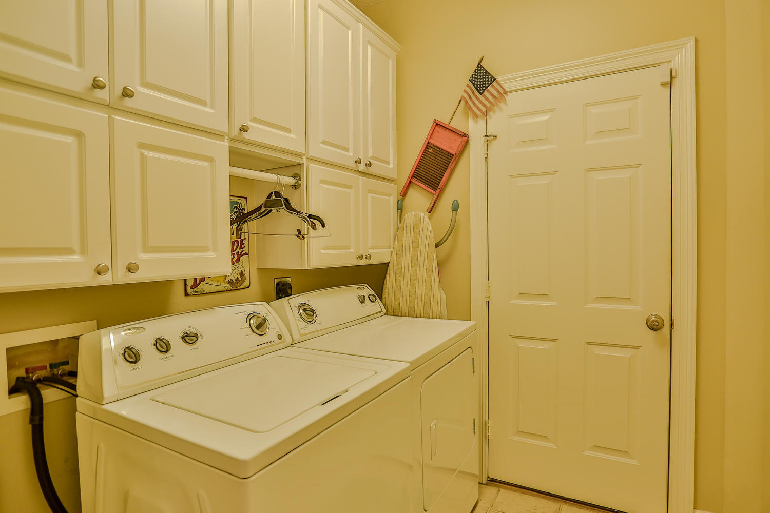 ESCADA - Residential