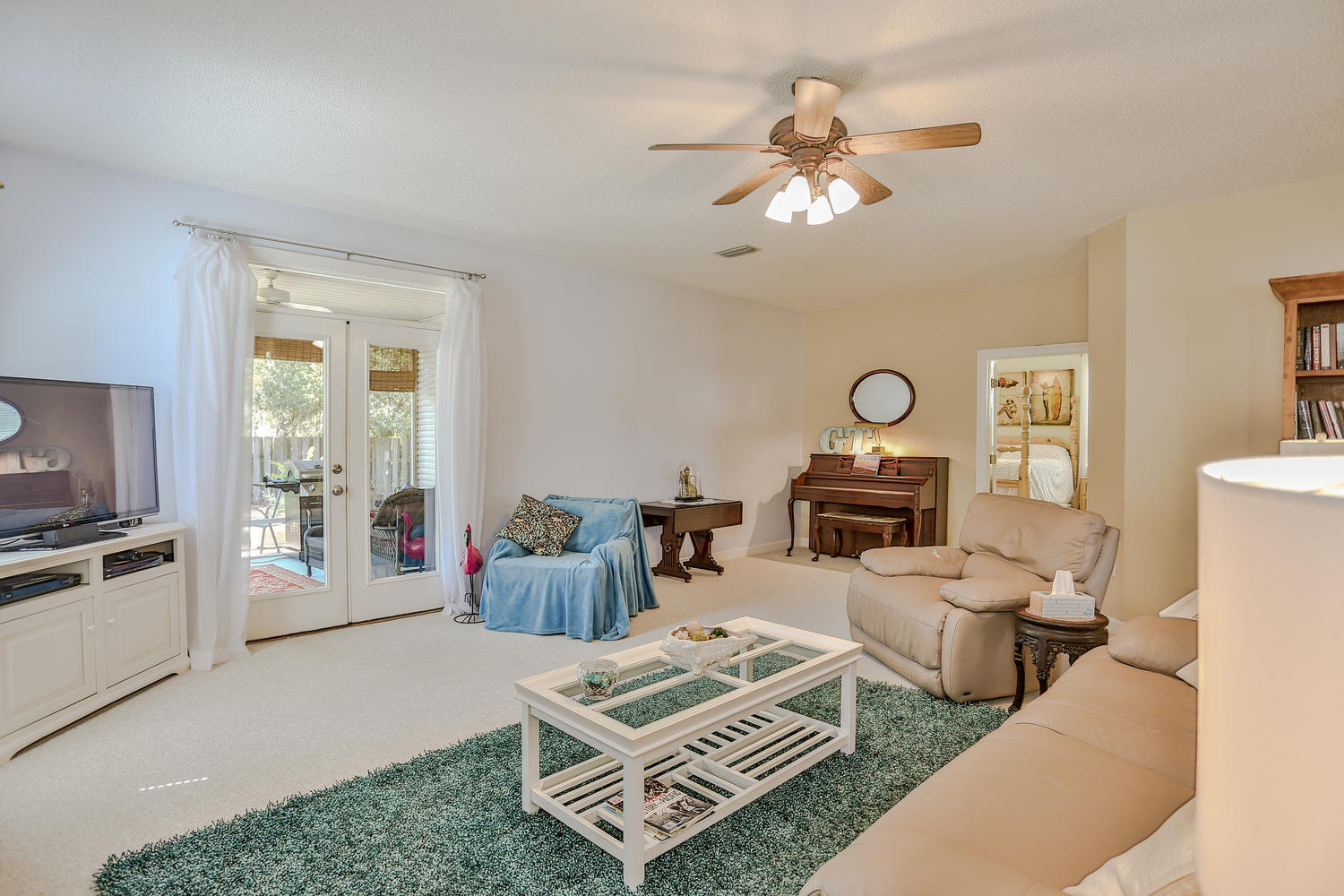 ESCADA - Residential