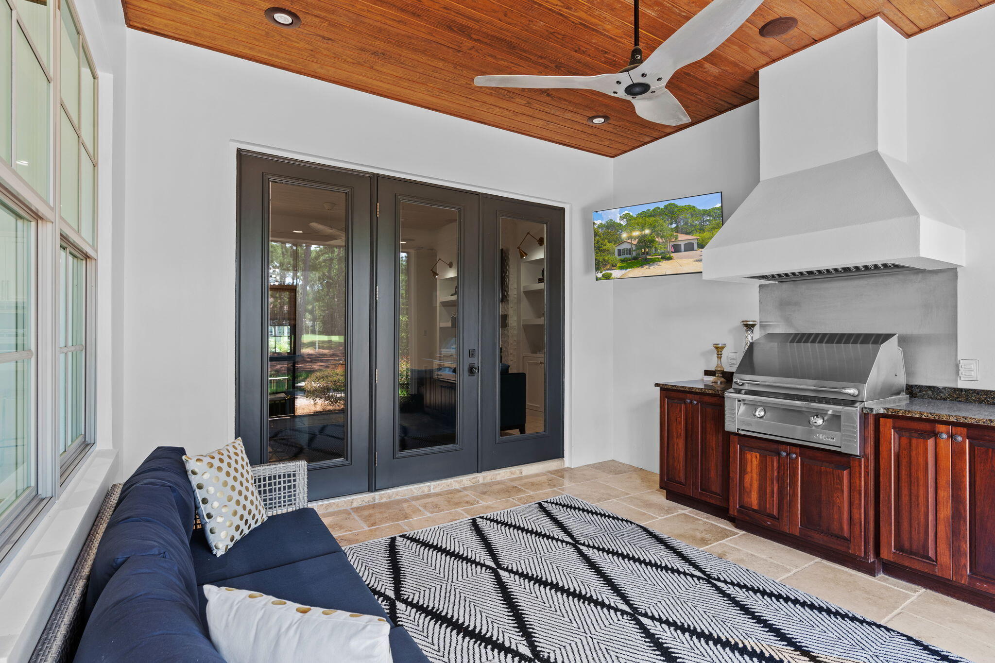 BURNT PINE - Residential