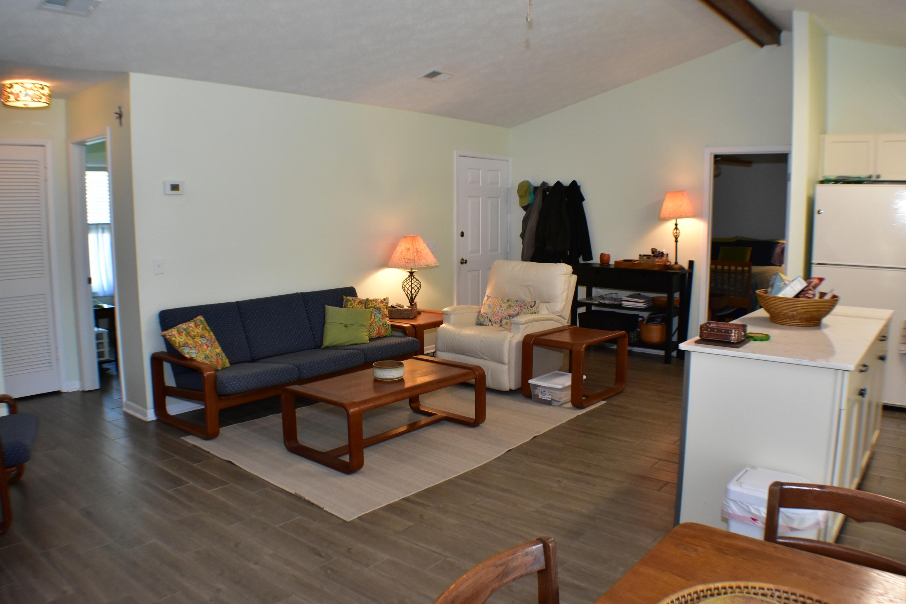 RIVIERA BEACH - Residential