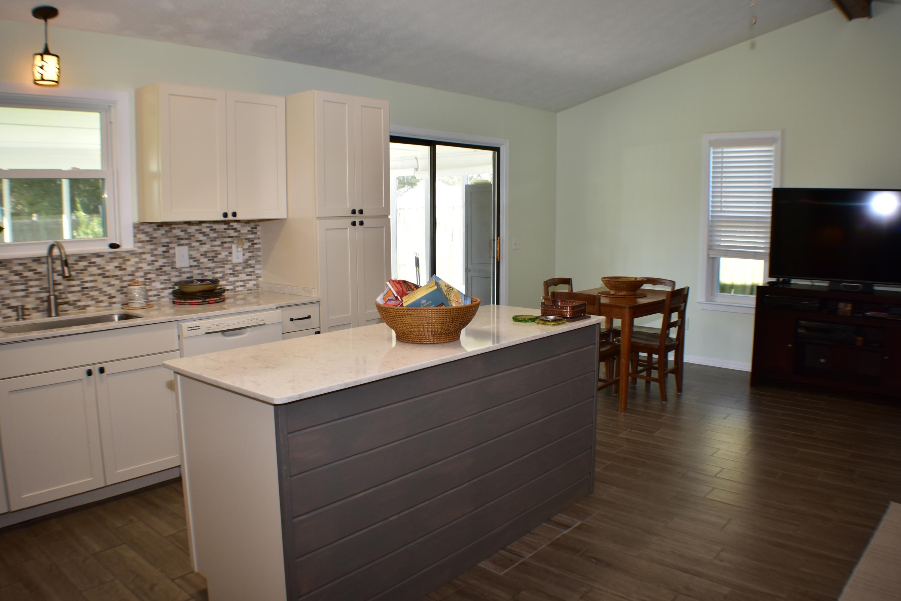 RIVIERA BEACH - Residential