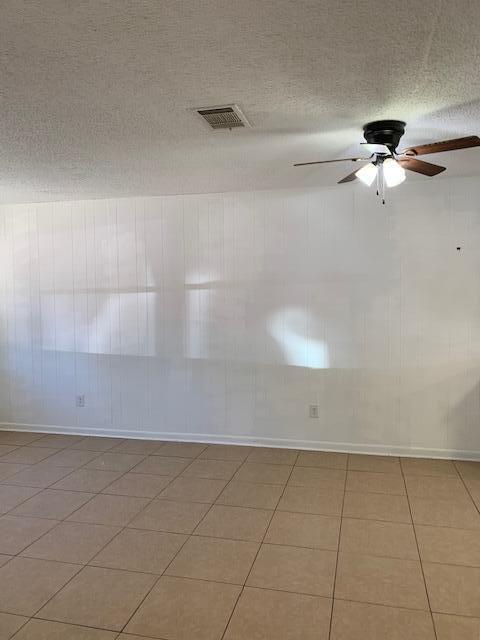 Valparasiso Pinecrest 2 - Residential Lease