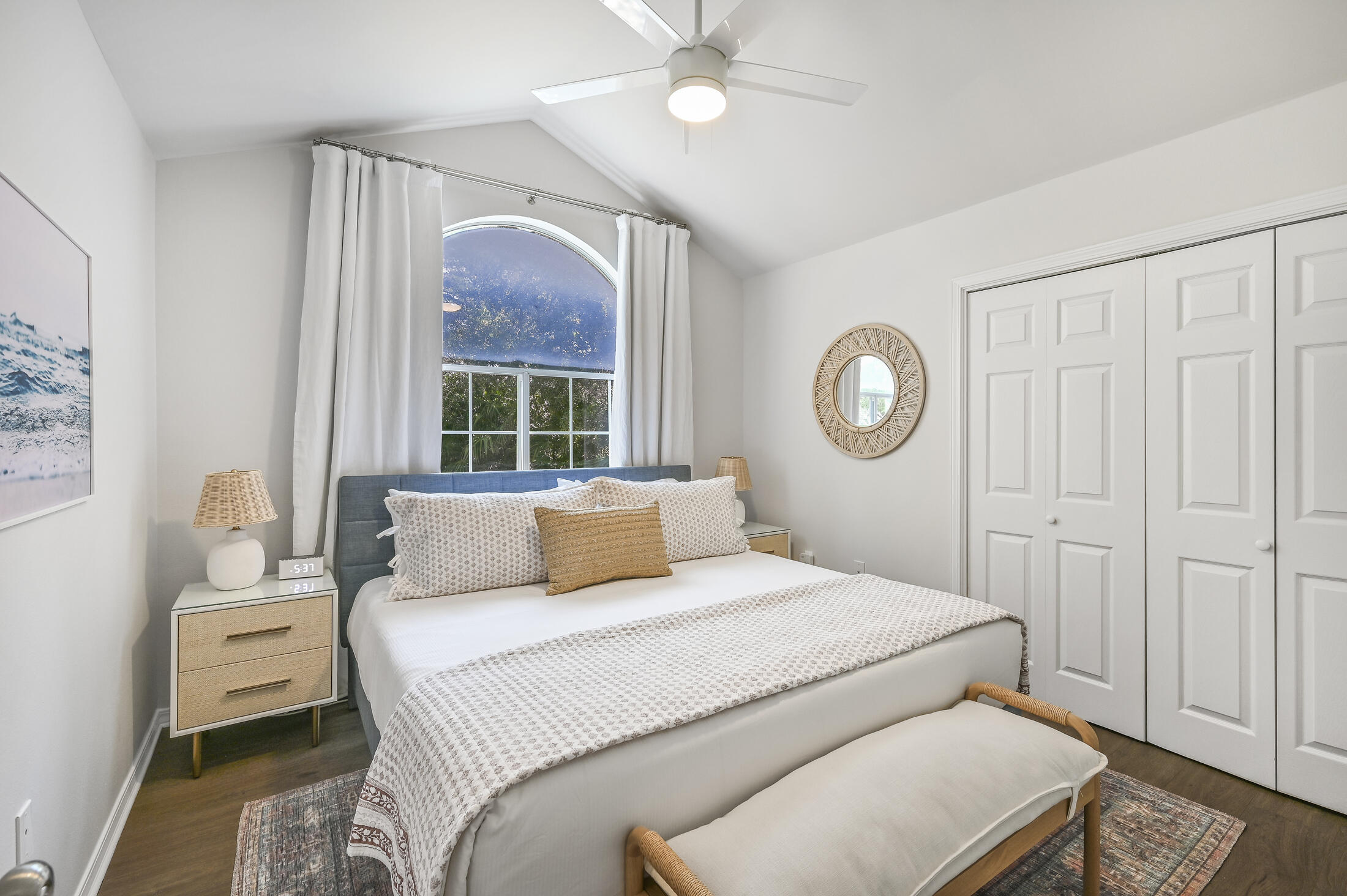 SEAGROVE VILLAGE 7TH ADD - Residential