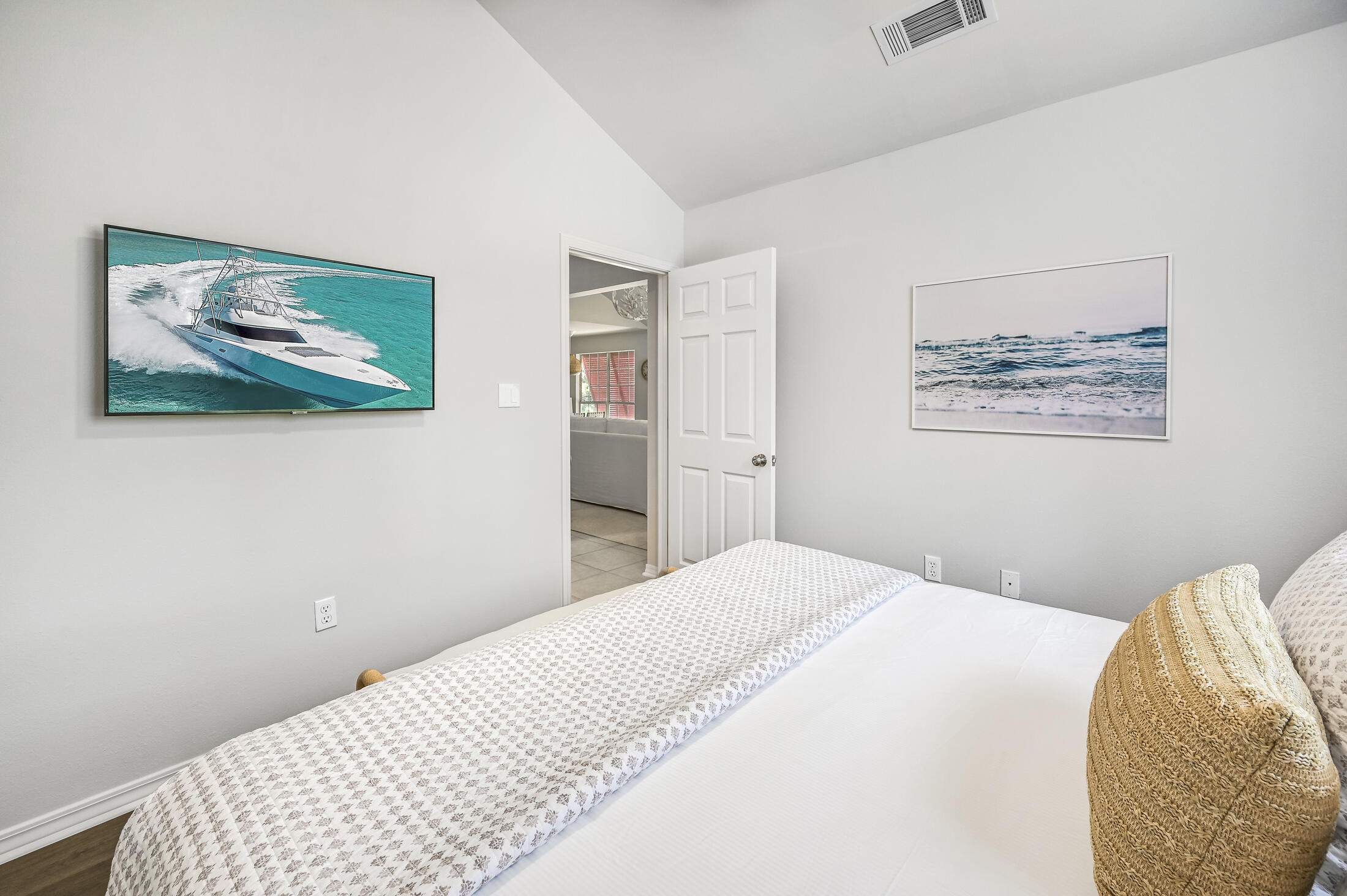 SEAGROVE VILLAGE 7TH ADD - Residential