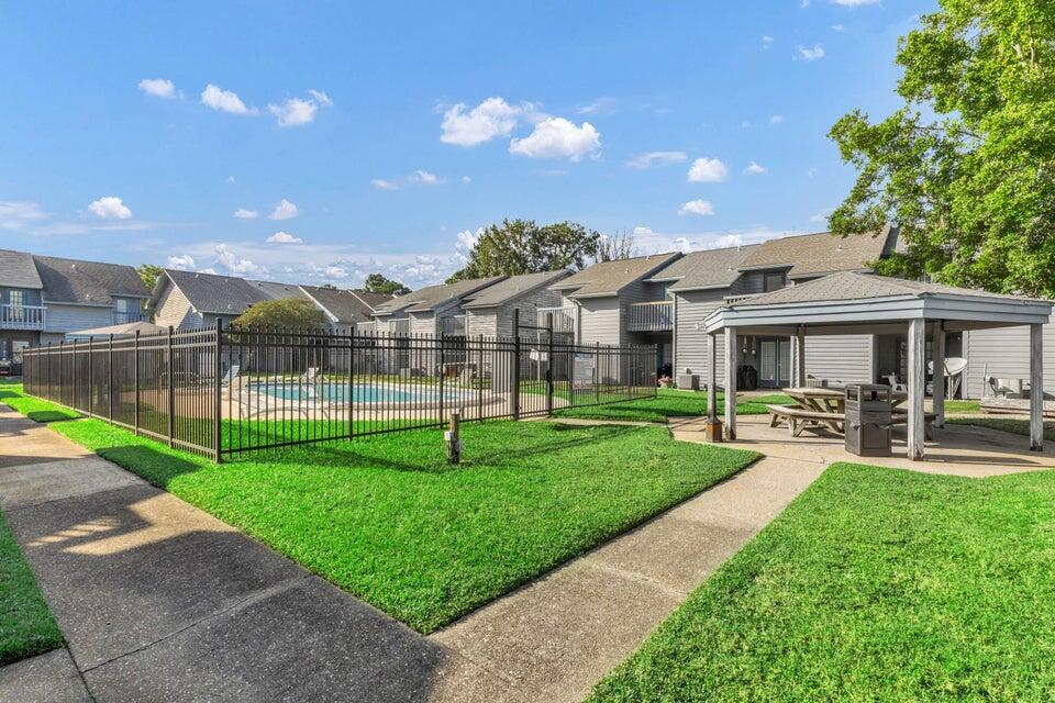 BROWNSVILLE STATION 3 - Residential
