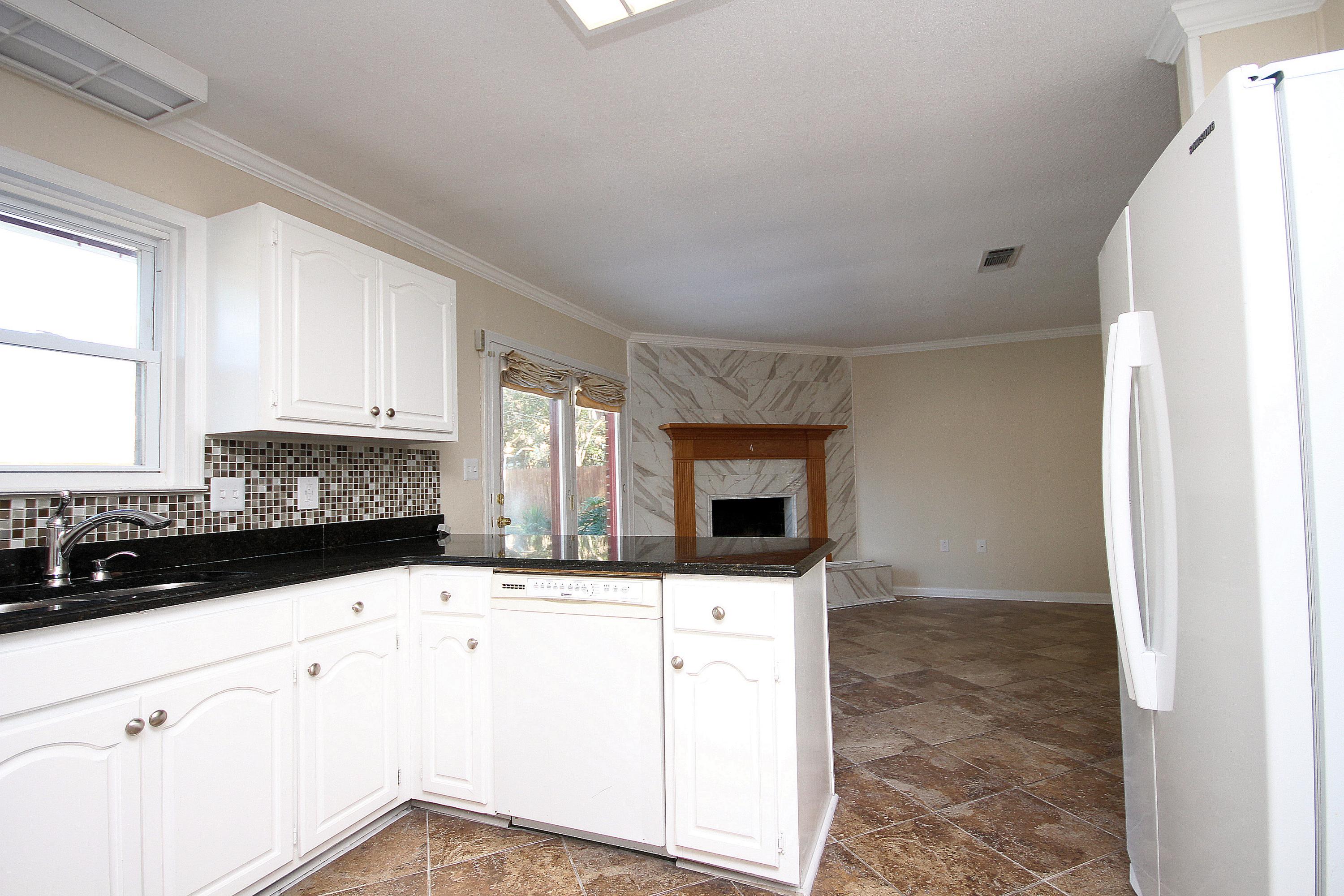 LAKE LORRAINE ESTATES 3 - Residential